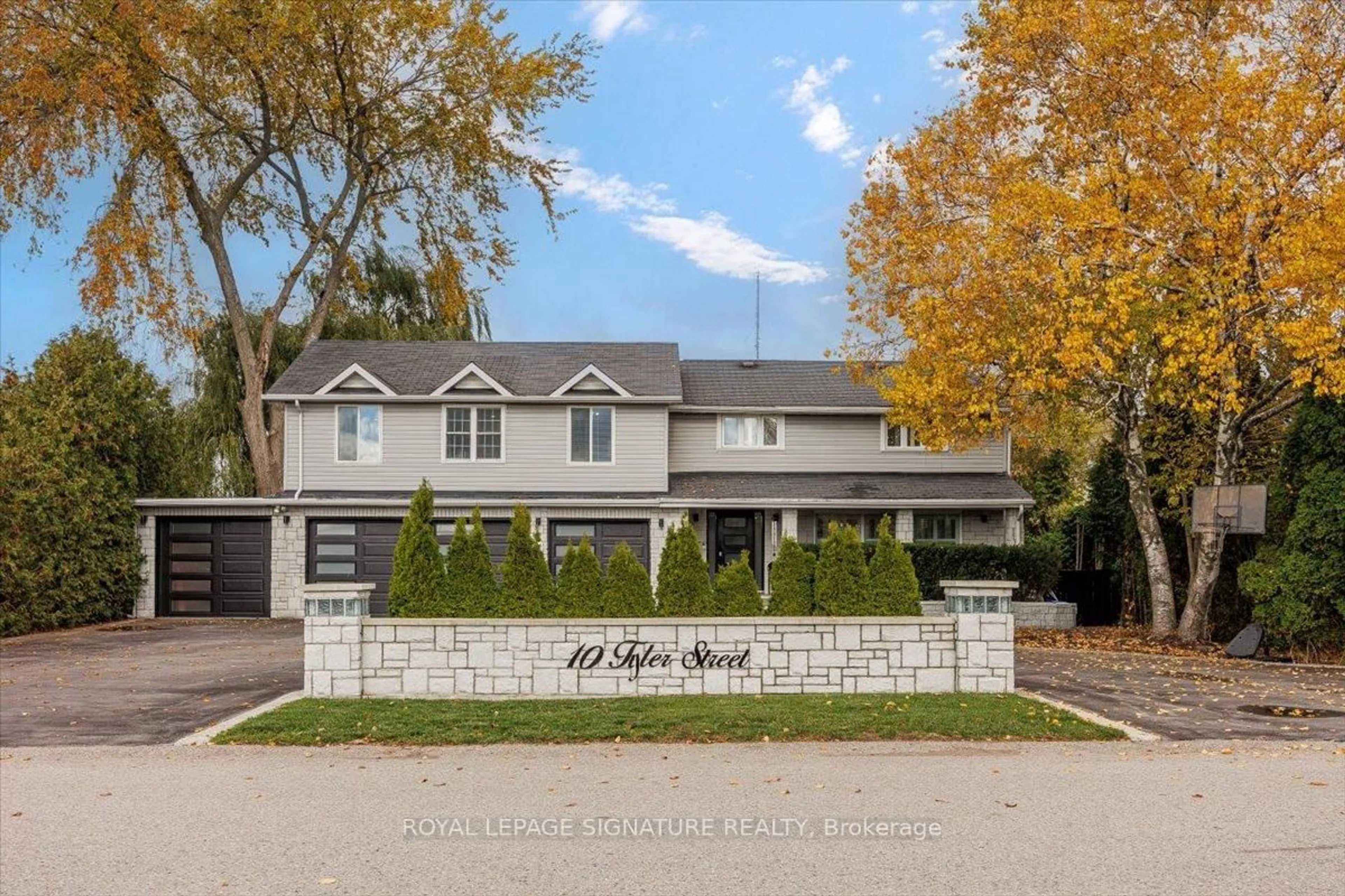 Home with brick exterior material, street for 10 Tyler St, Clarington Ontario L0B 1J0