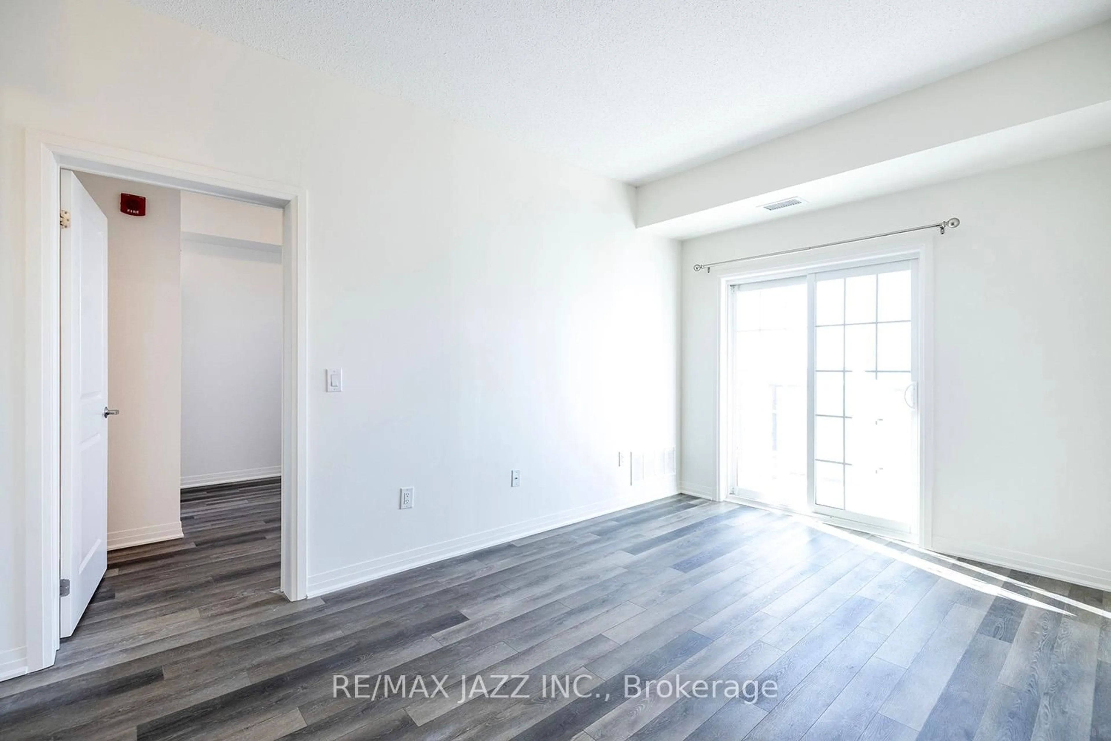 A pic of a room for 70 Shipway Ave #412, Clarington Ontario L1B 0V7