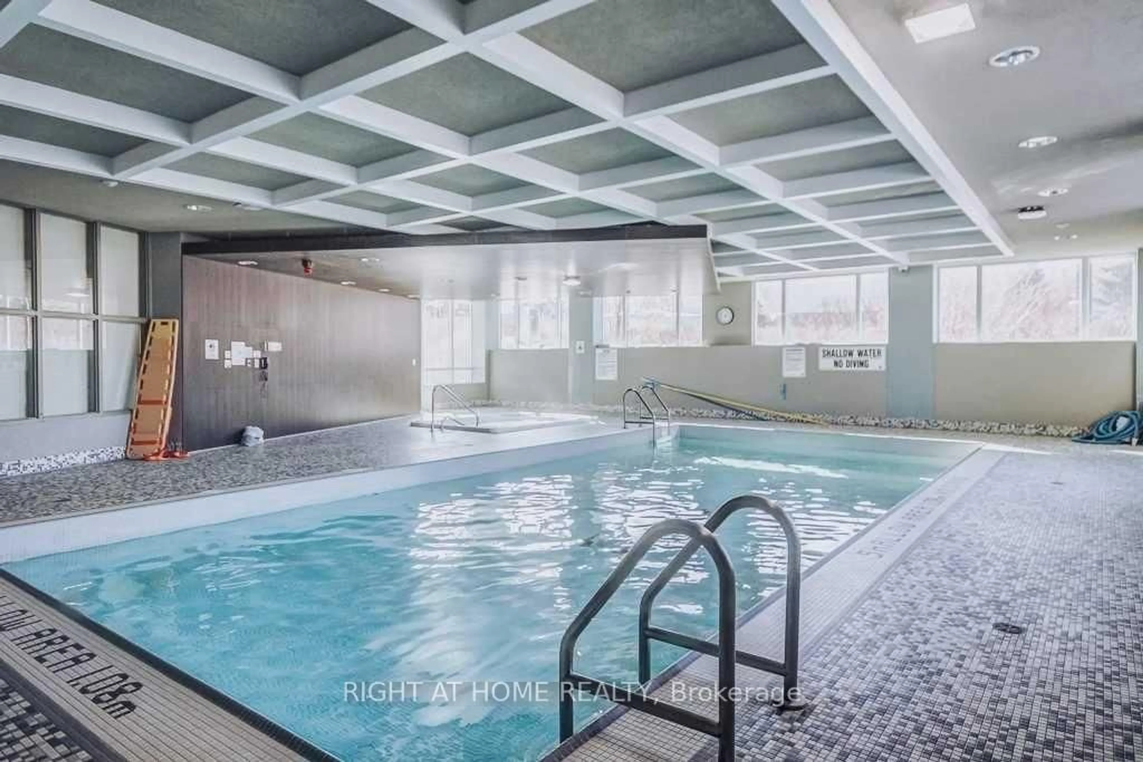 Pool for 88 Grangeway Ave #2502, Toronto Ontario M1H 0A2