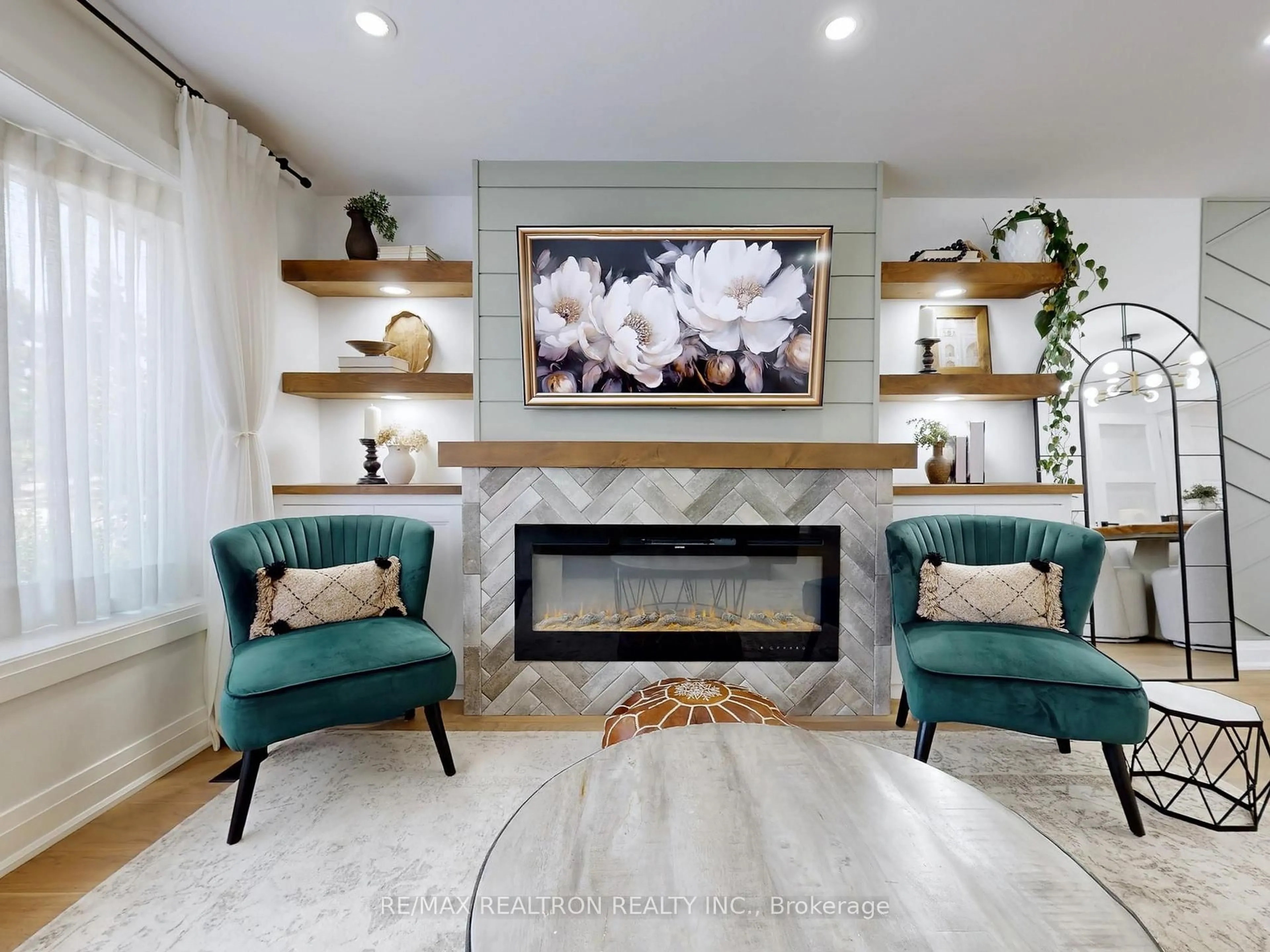 Living room with furniture, unknown for 30 Carondale Cres, Toronto Ontario M1W 2B1