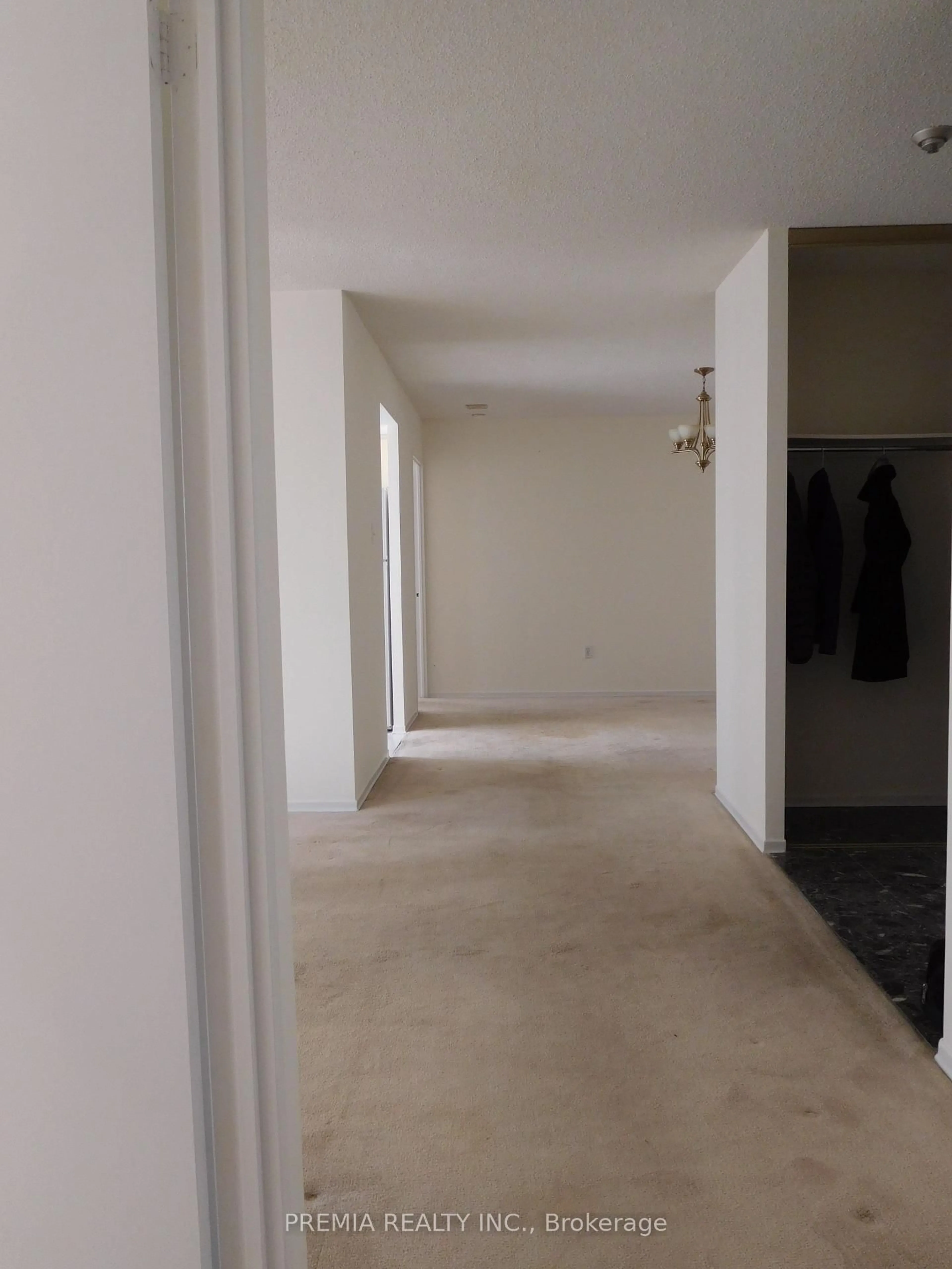 A pic of a room for 350 Alton Towers Circ #902, Toronto Ontario M1V 5E3