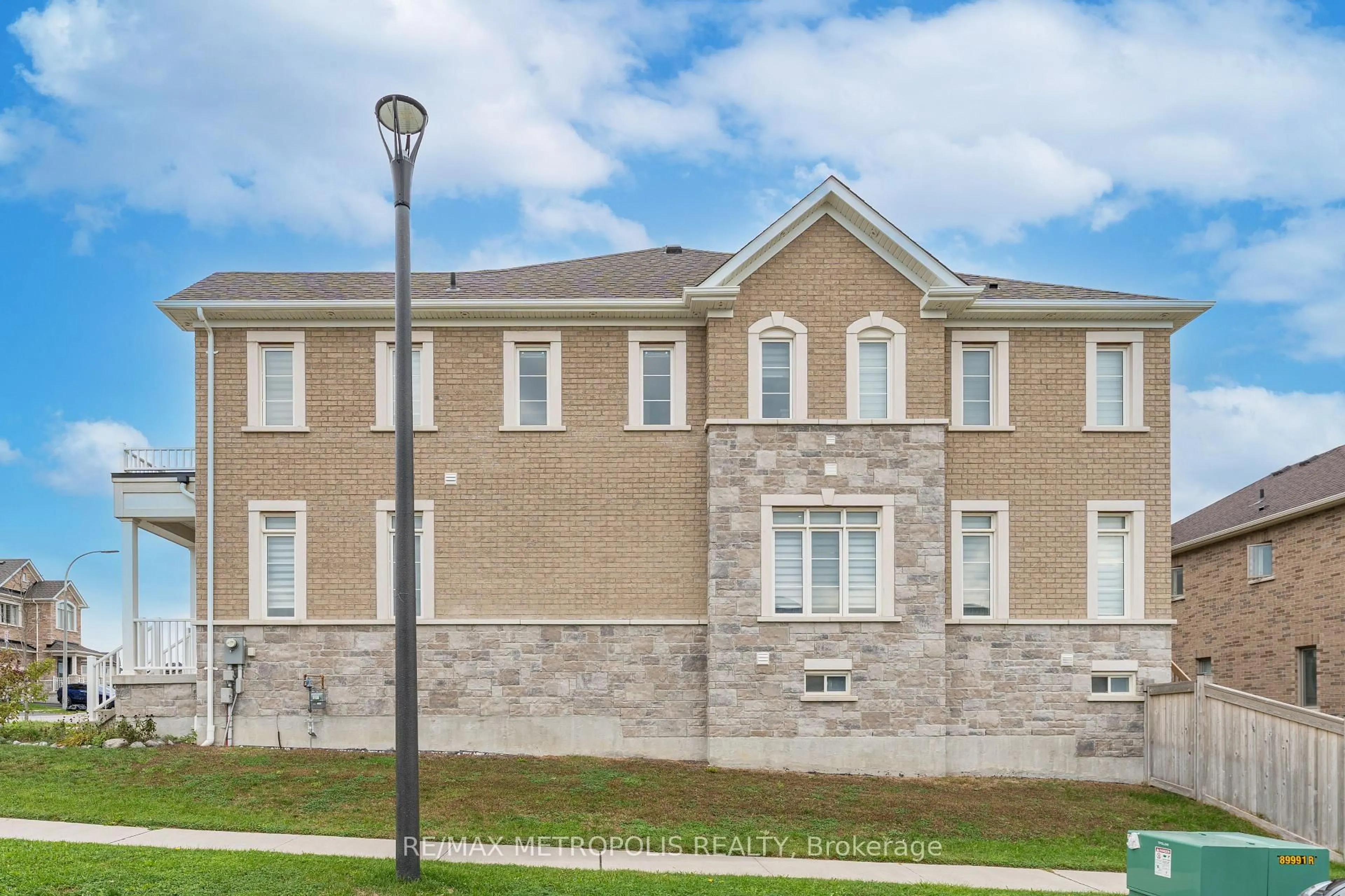 Home with brick exterior material, street for 2503 Hibiscus Dr, Pickering Ontario L1X 0G9