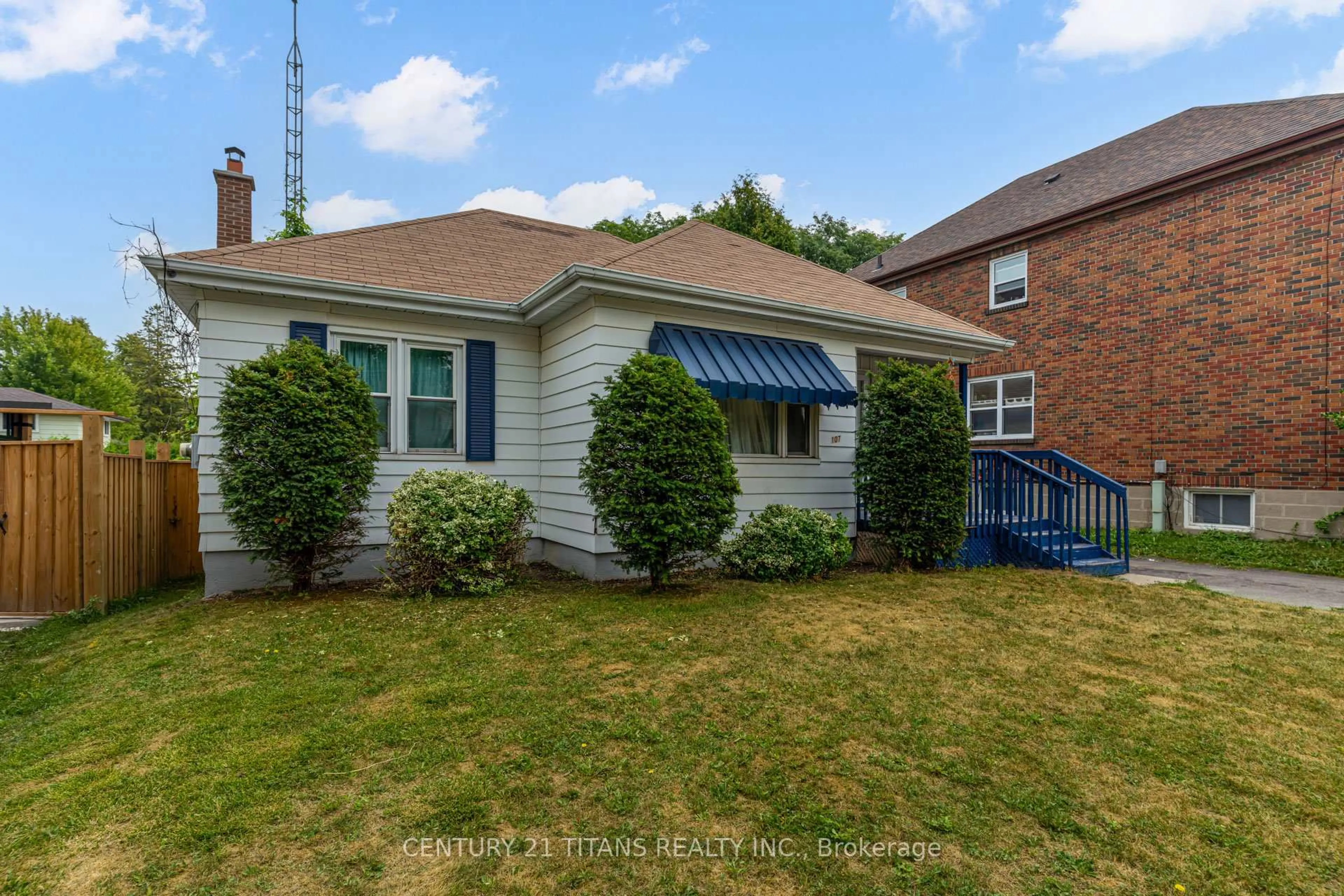 Home with brick exterior material, street for 107 Wilson Rd, Oshawa Ontario L1G 6E1