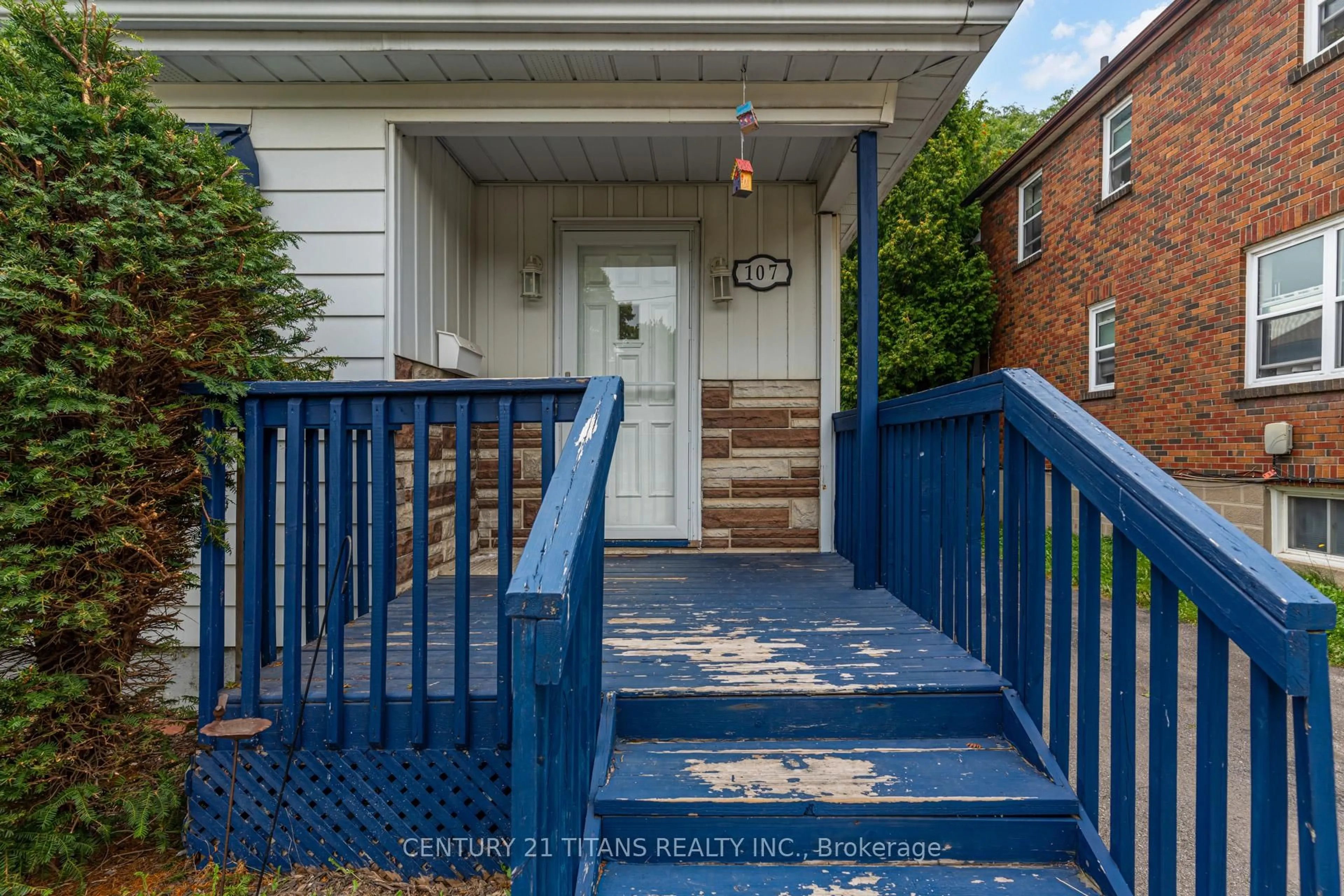 Unknown for 107 Wilson Rd, Oshawa Ontario L1G 6E1