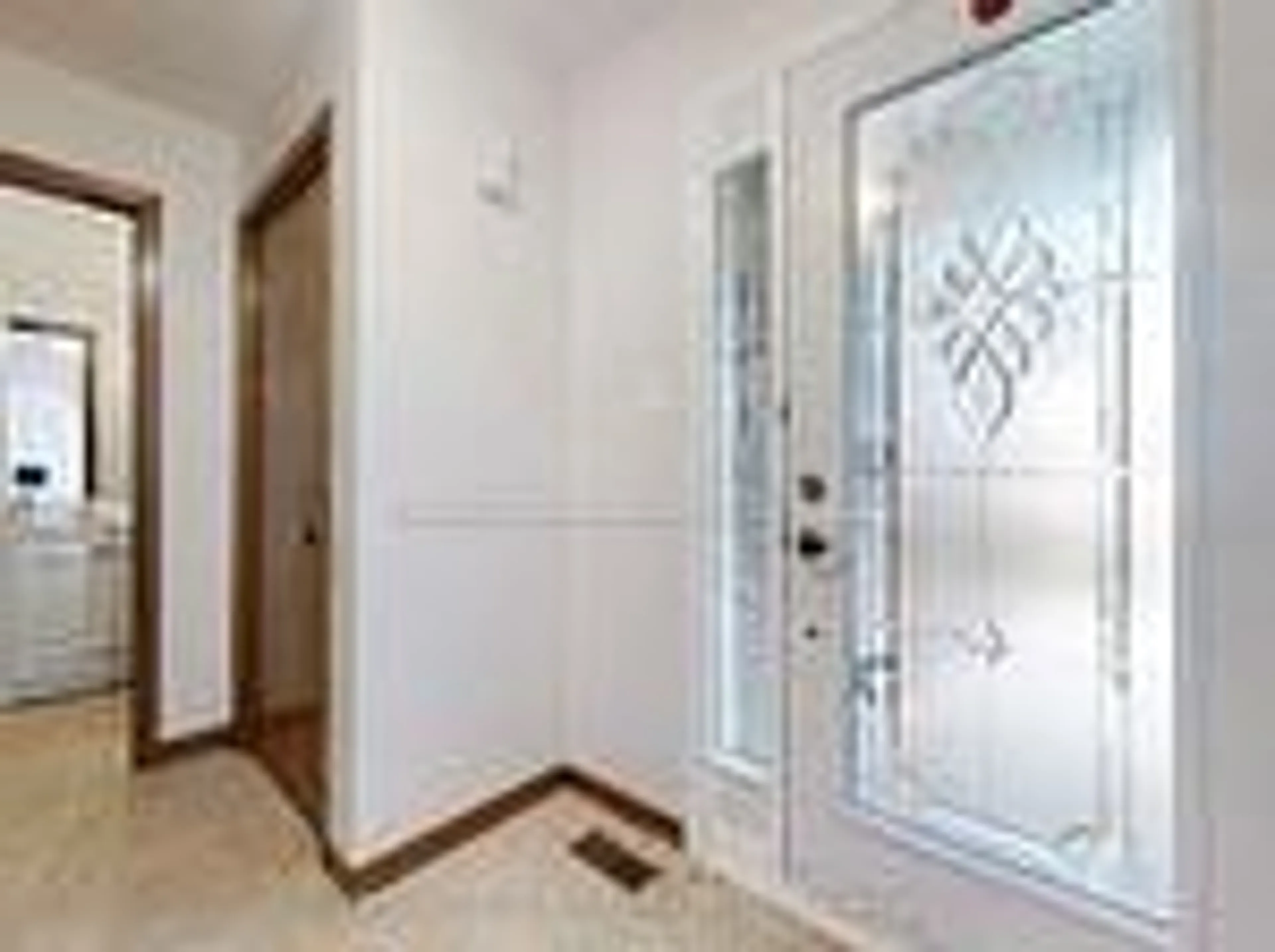 Indoor entryway for 9 Comrie Terr, Toronto Ontario M1M 3T1