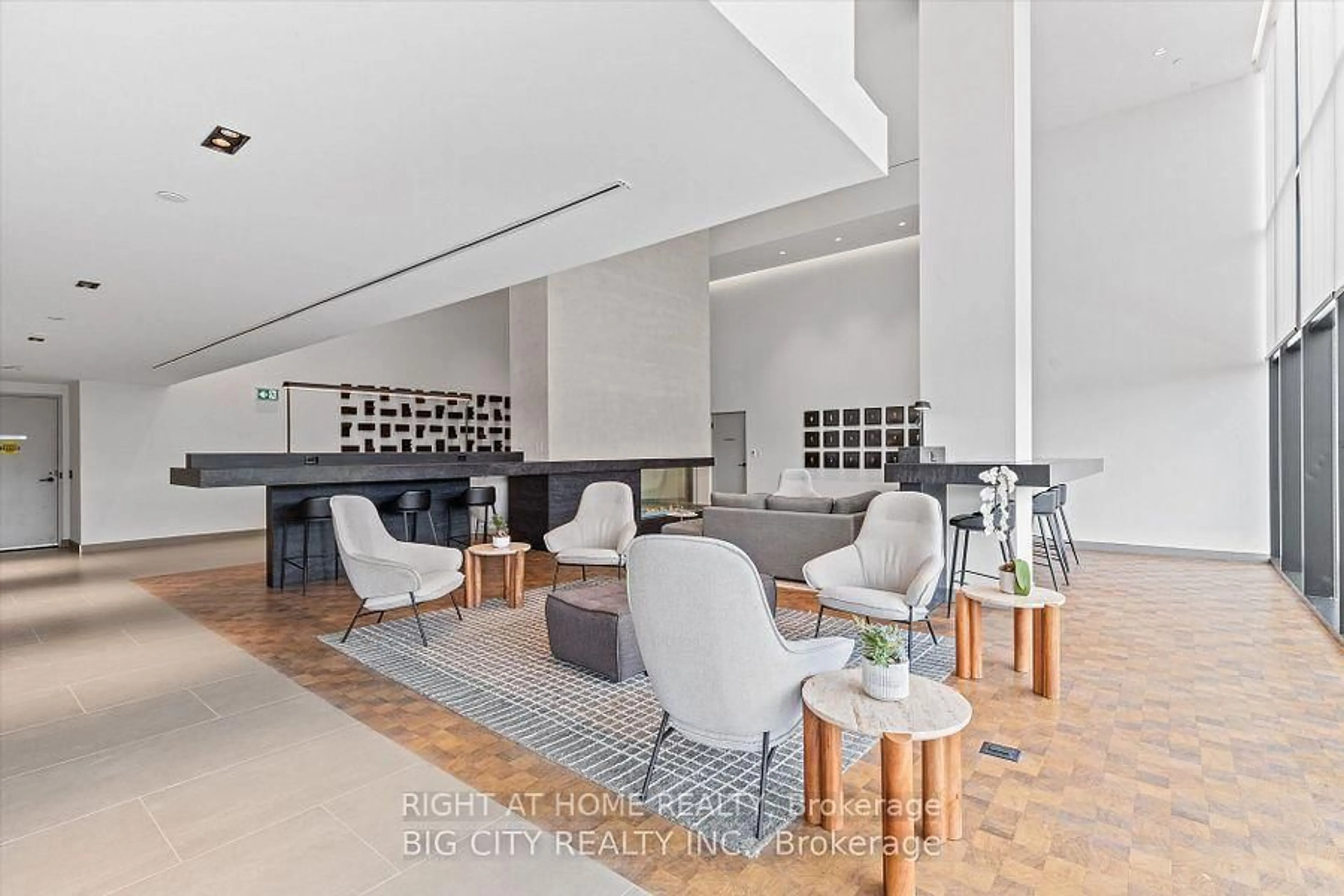 Lobby for 1050 Eastern Ave #1303, Toronto Ontario M4L 0B7