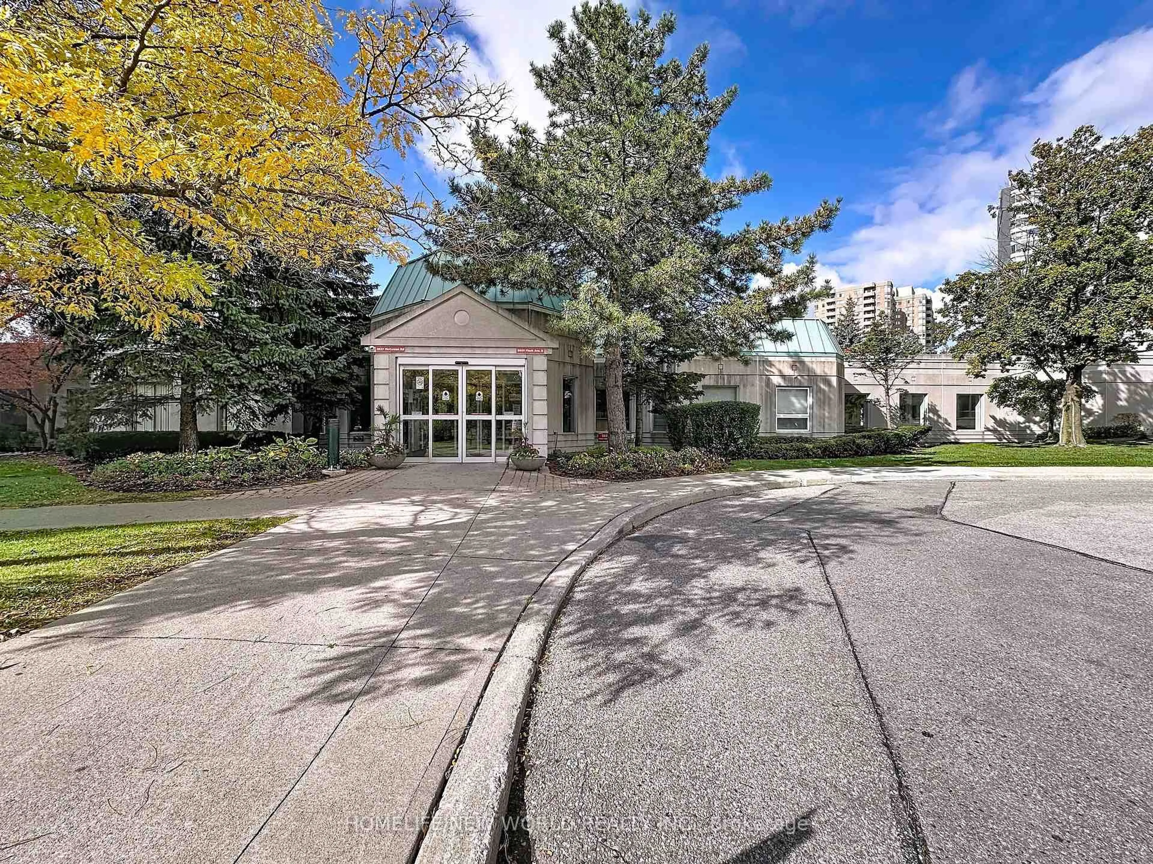 Unknown for 5039 Finch Ave #708, Toronto Ontario M1S 5L6