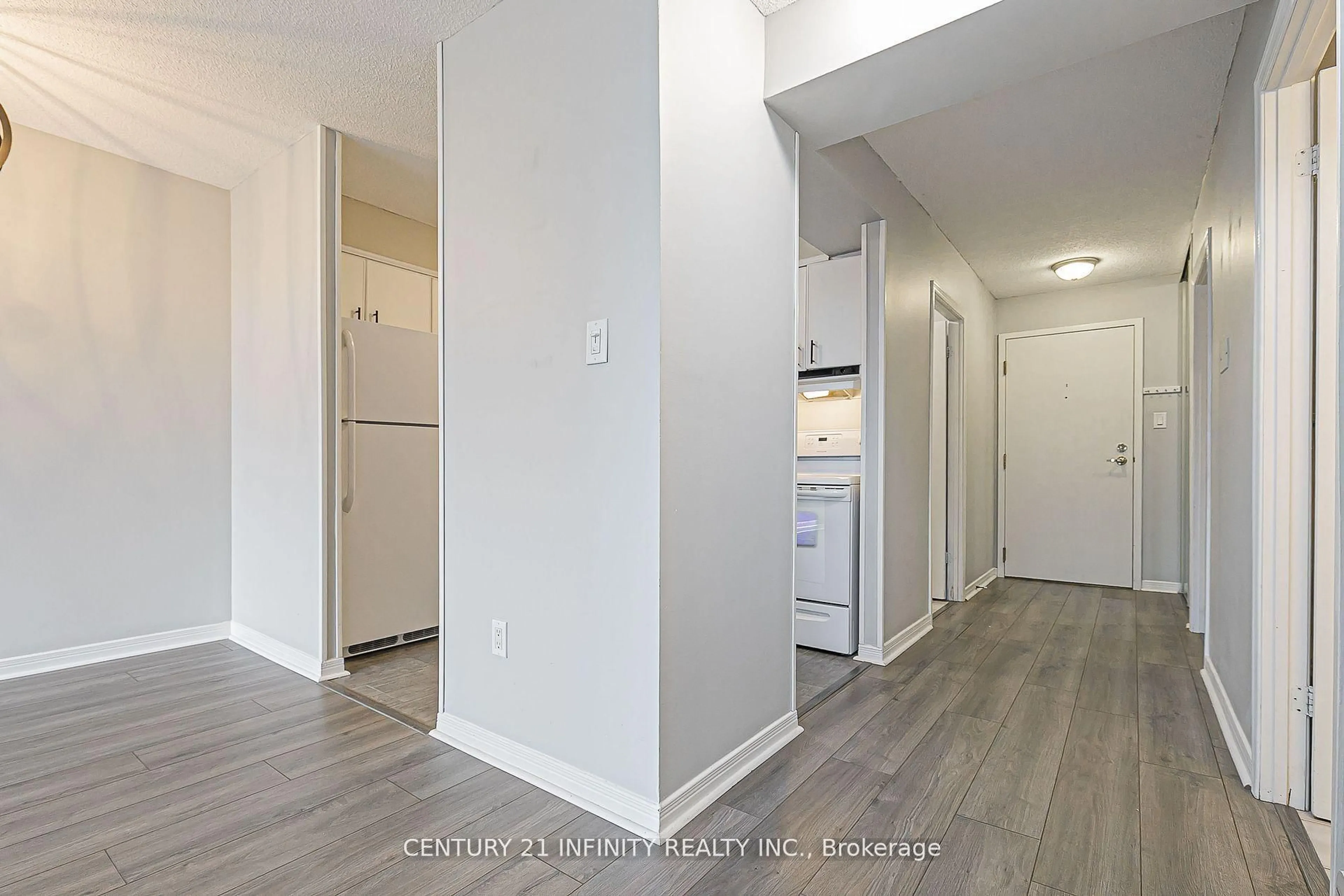 Unknown for 80 Athol St #306, Oshawa Ontario L1H 8B7