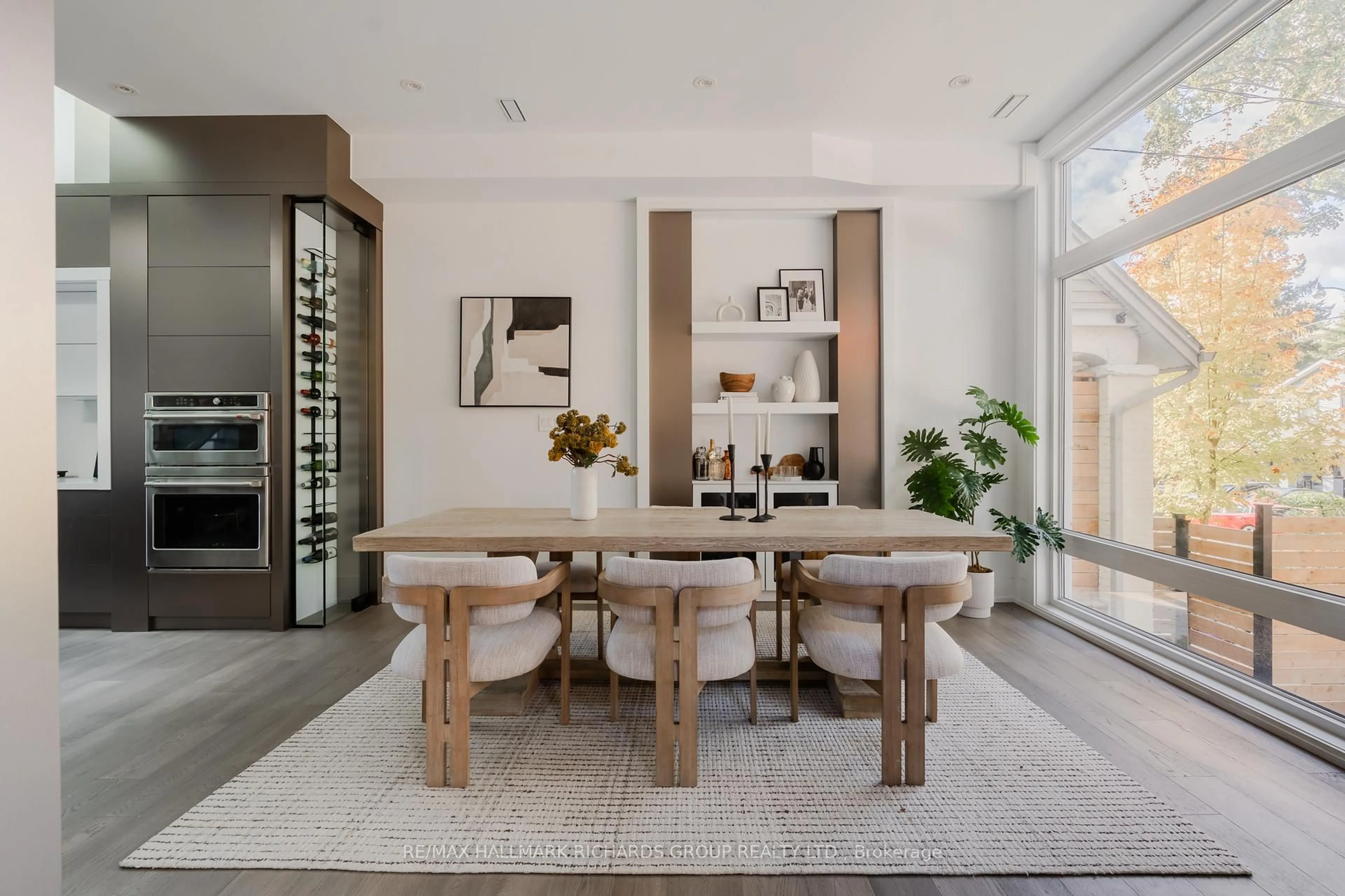 Dining room, unknown for 19 Devon Rd, Toronto Ontario M4E 2J7