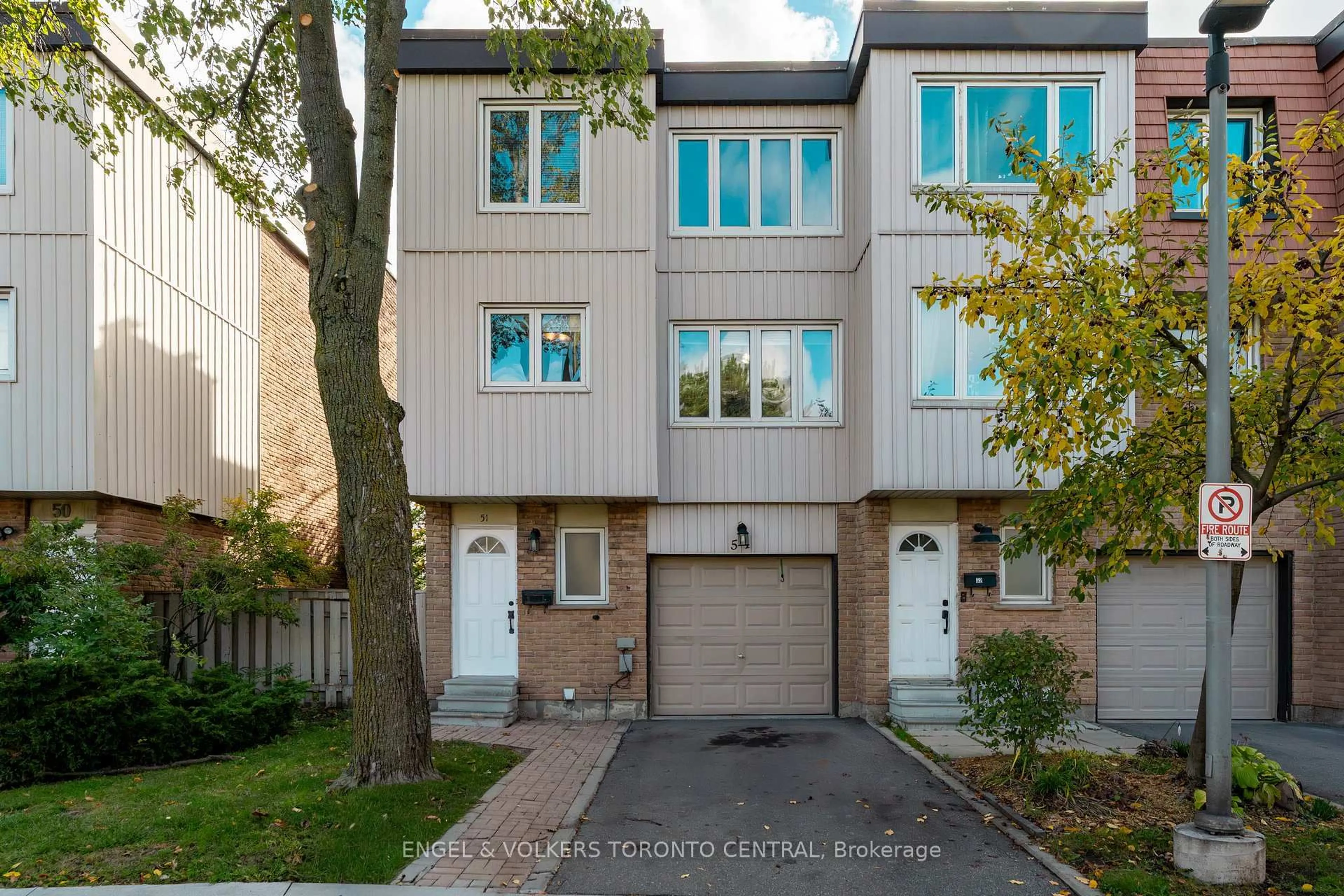 Unknown for 15 Guildwood Pkwy #51, Toronto Ontario M1E 4Y8