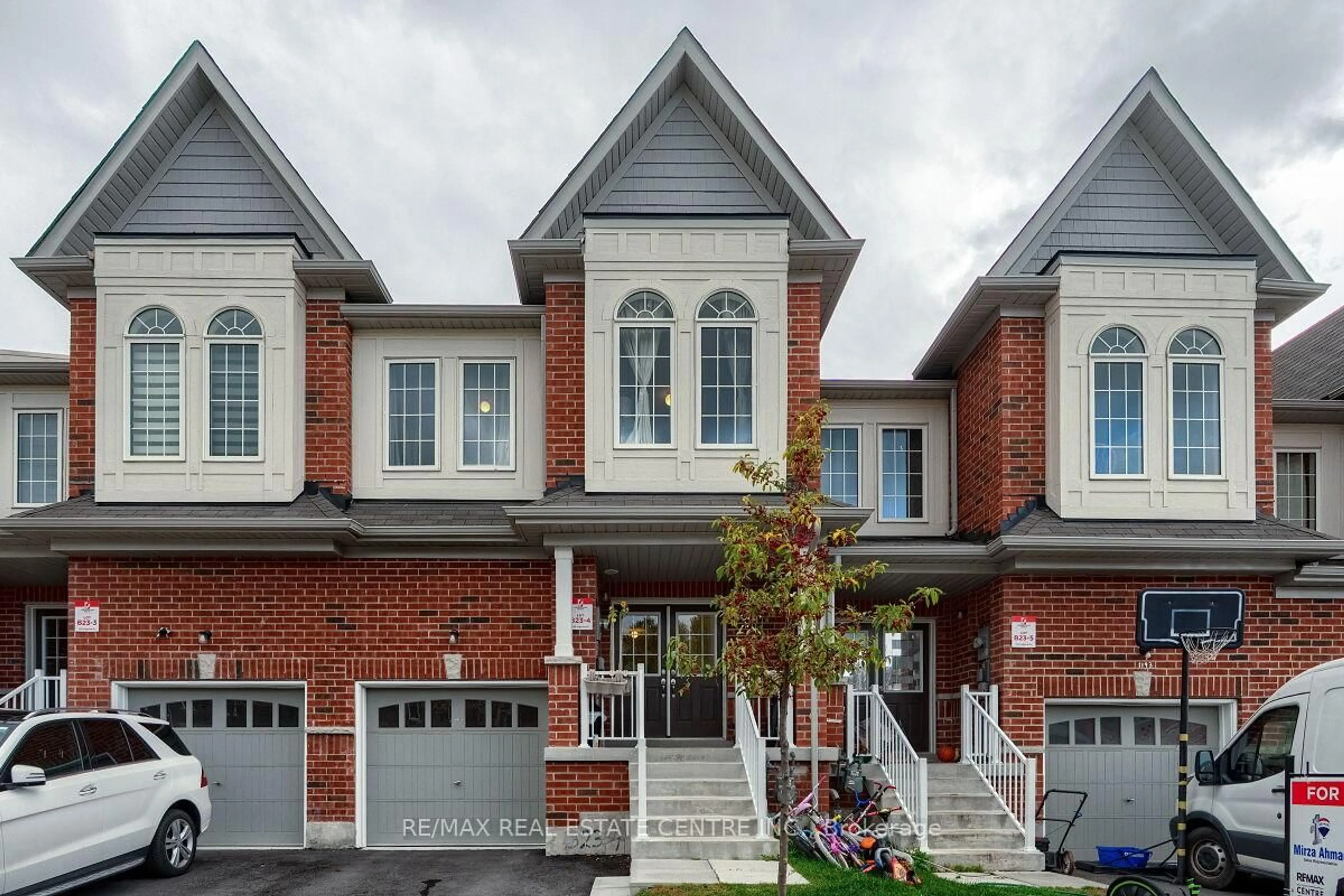 Home with brick exterior material, street for 1195 Kettering Dr, Oshawa Ontario L1K 1A6