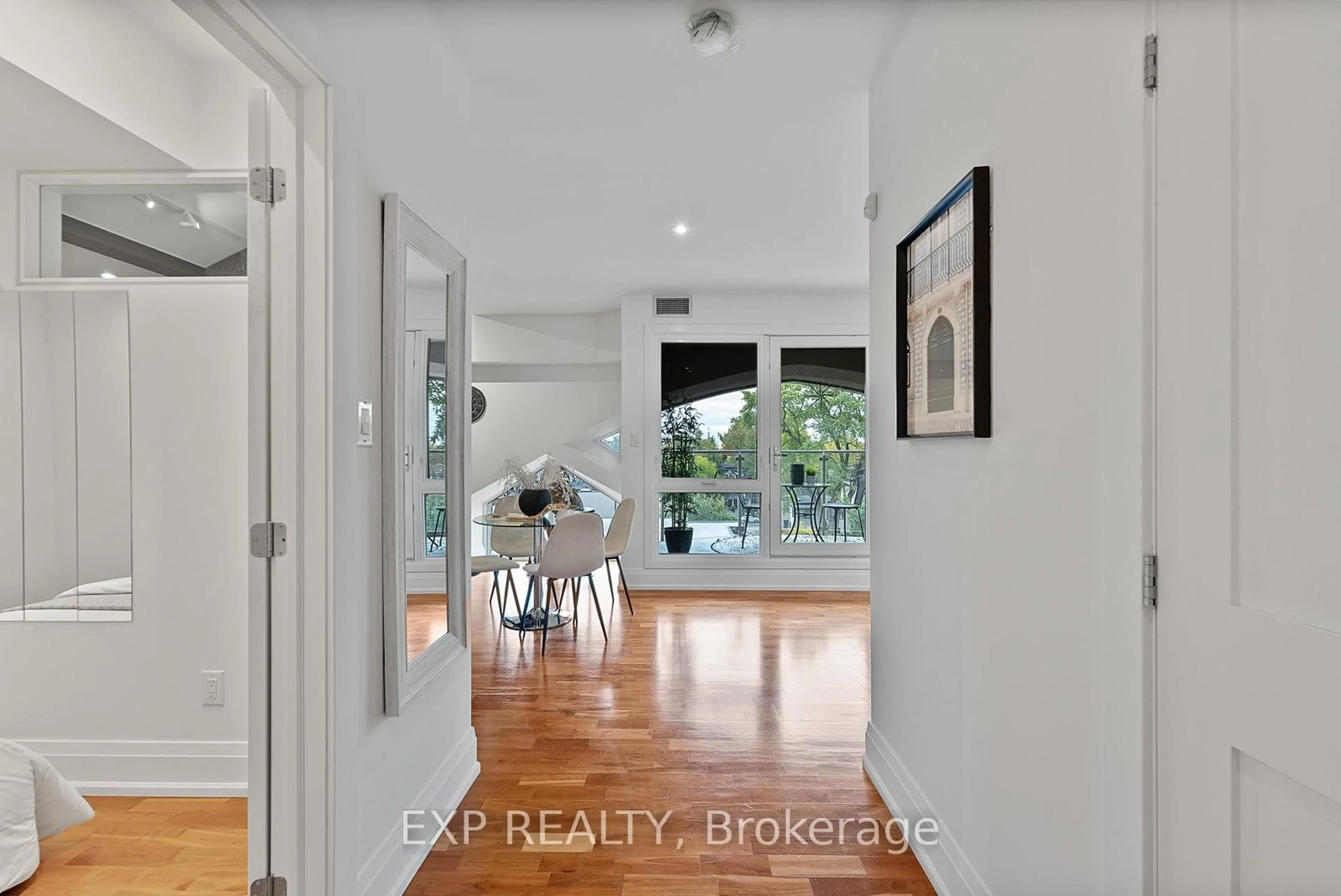 Indoor entryway for 660 Pape Ave #305, Toronto Ontario M4K 3S5