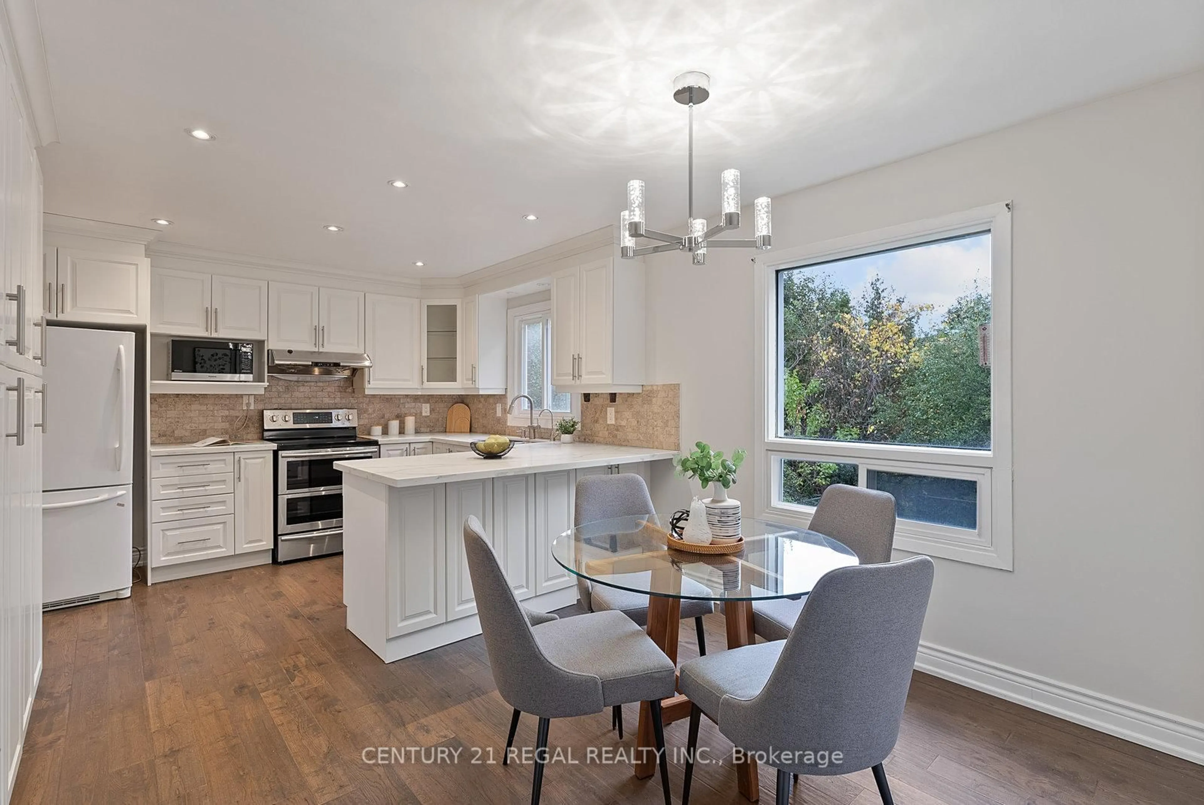 Open concept kitchen, unknown for 25 Briarscross Blvd, Toronto Ontario M1S 3K1