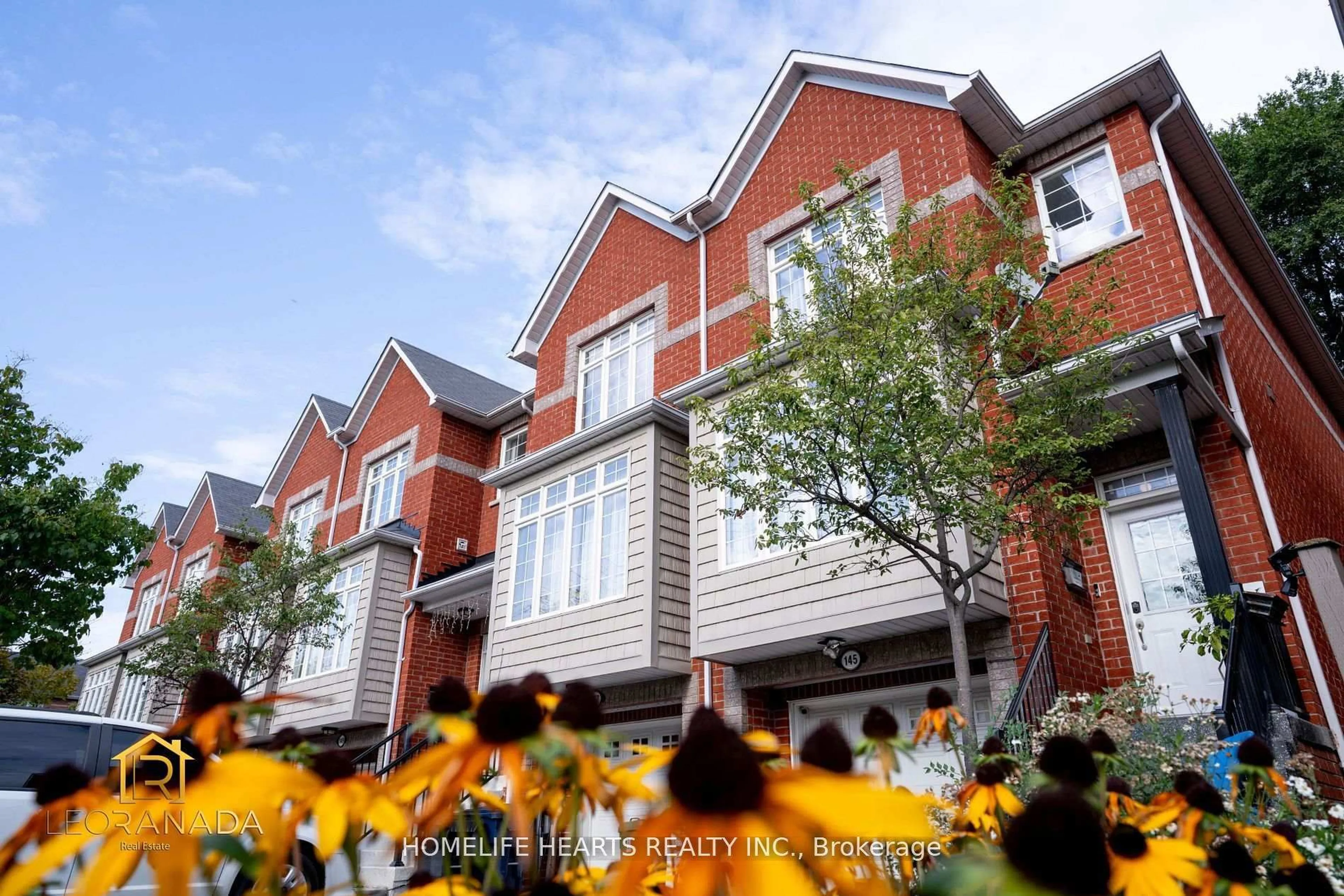 A pic from outside/outdoor area/front of a property/back of a property/a pic from drone, street for 145 Homestead Rd, Toronto Ontario M1E 3S1