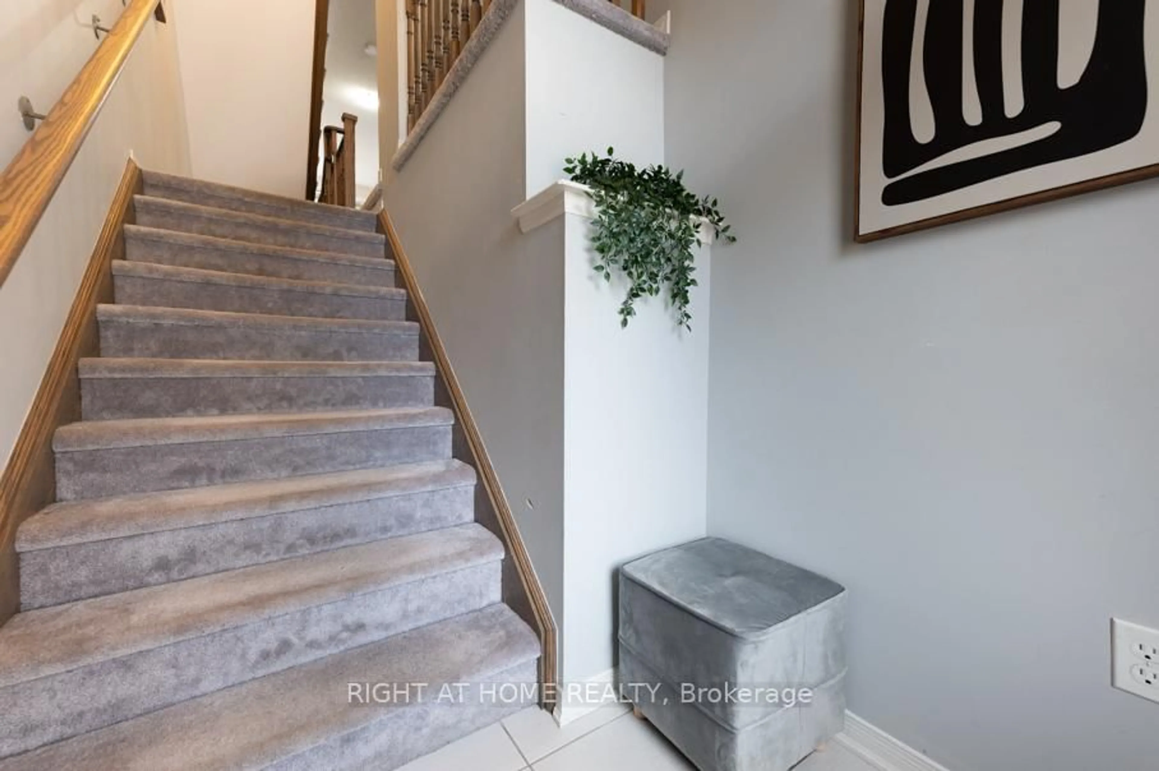 Unknown for 2506 Bromus Path #29, Oshawa Ontario L1L 0K7