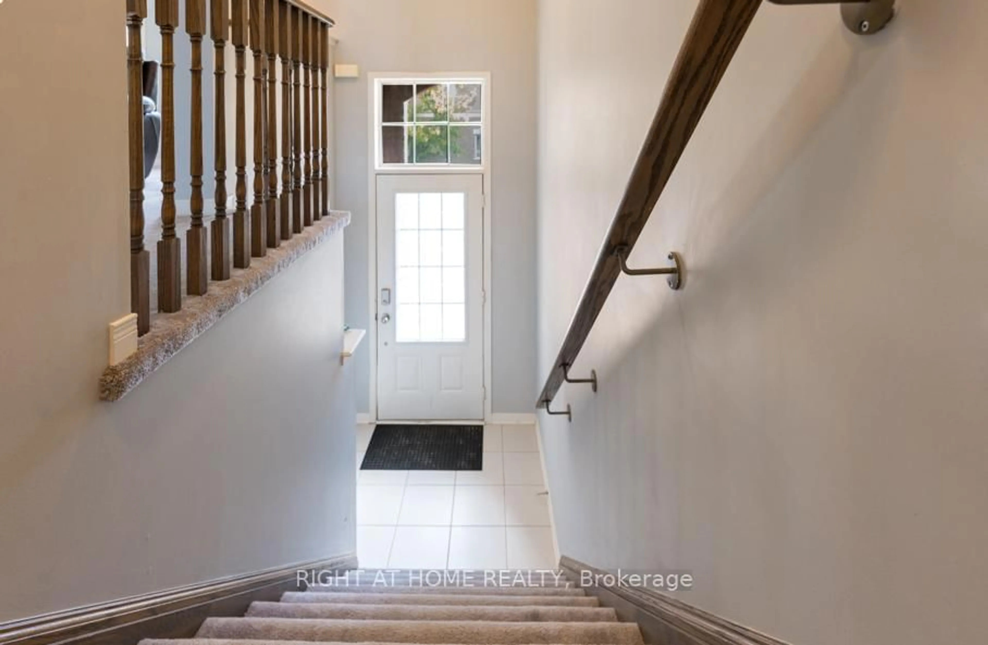 Unknown for 2506 Bromus Path #29, Oshawa Ontario L1L 0K7