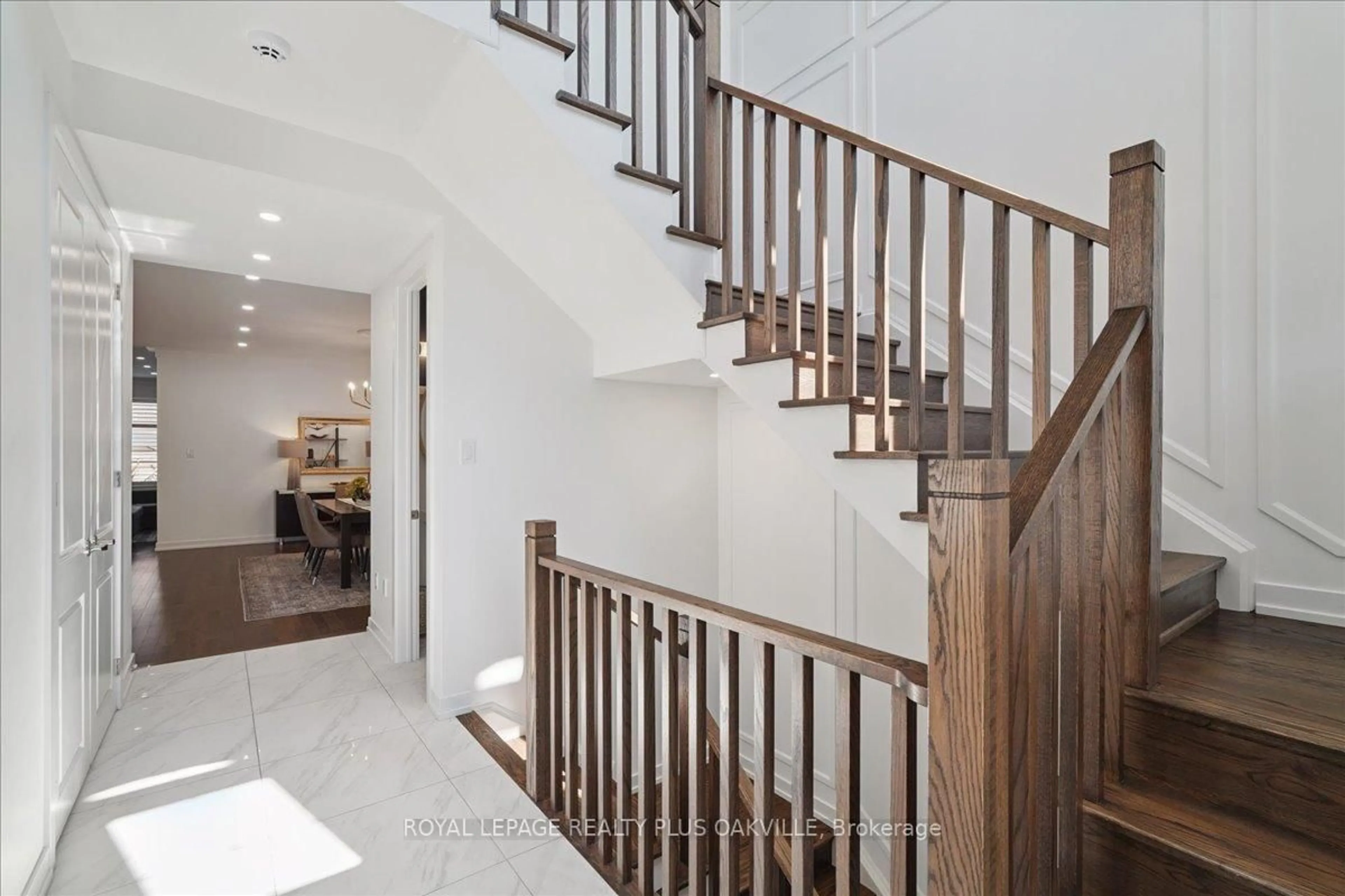 Stairs for 40 Soltys Dr, Whitby Ontario L1P 0J4