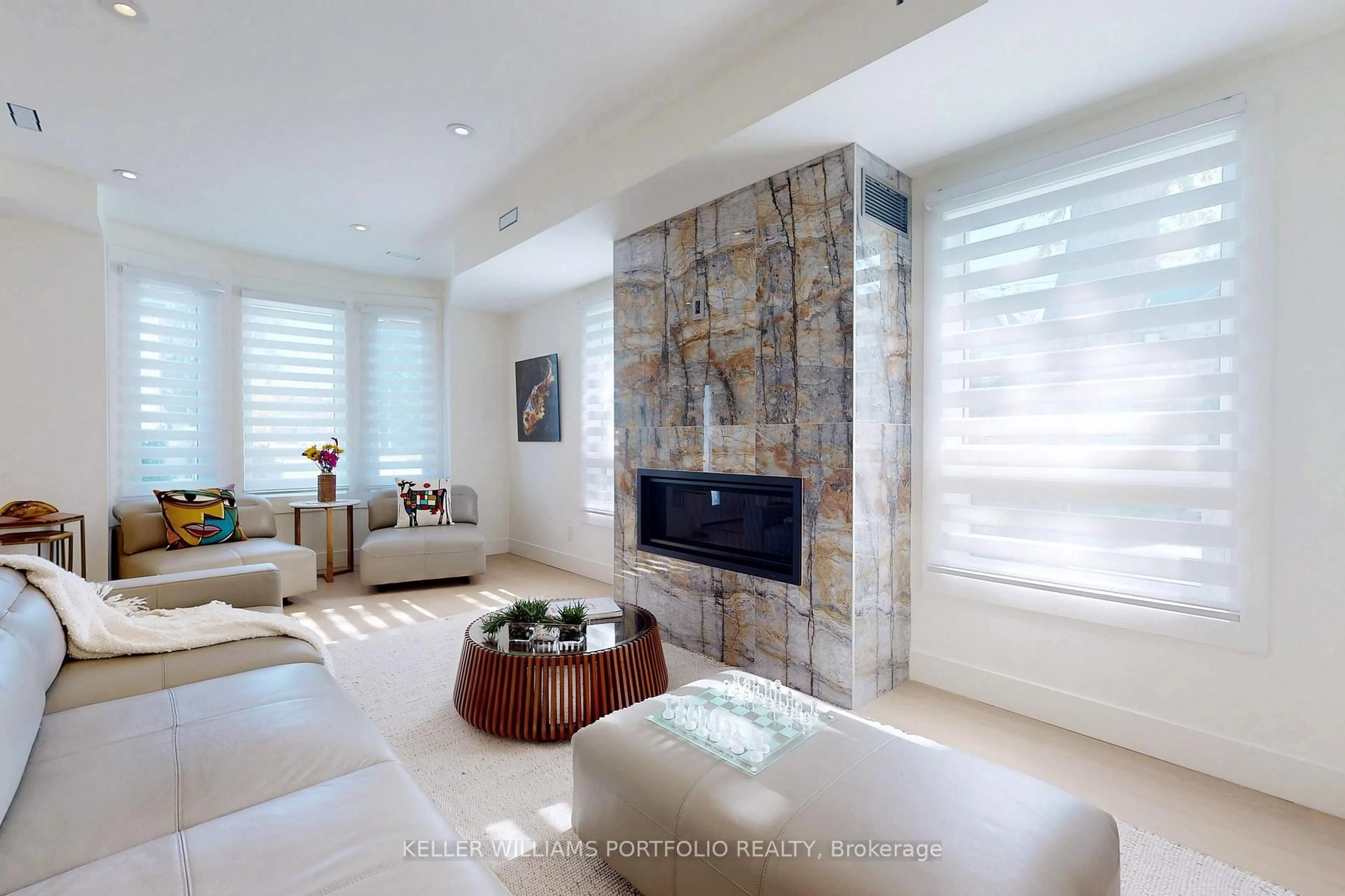 Living room with furniture, ceramic/tile floor for 22 Pitt Ave, Toronto Ontario M1L 2R1