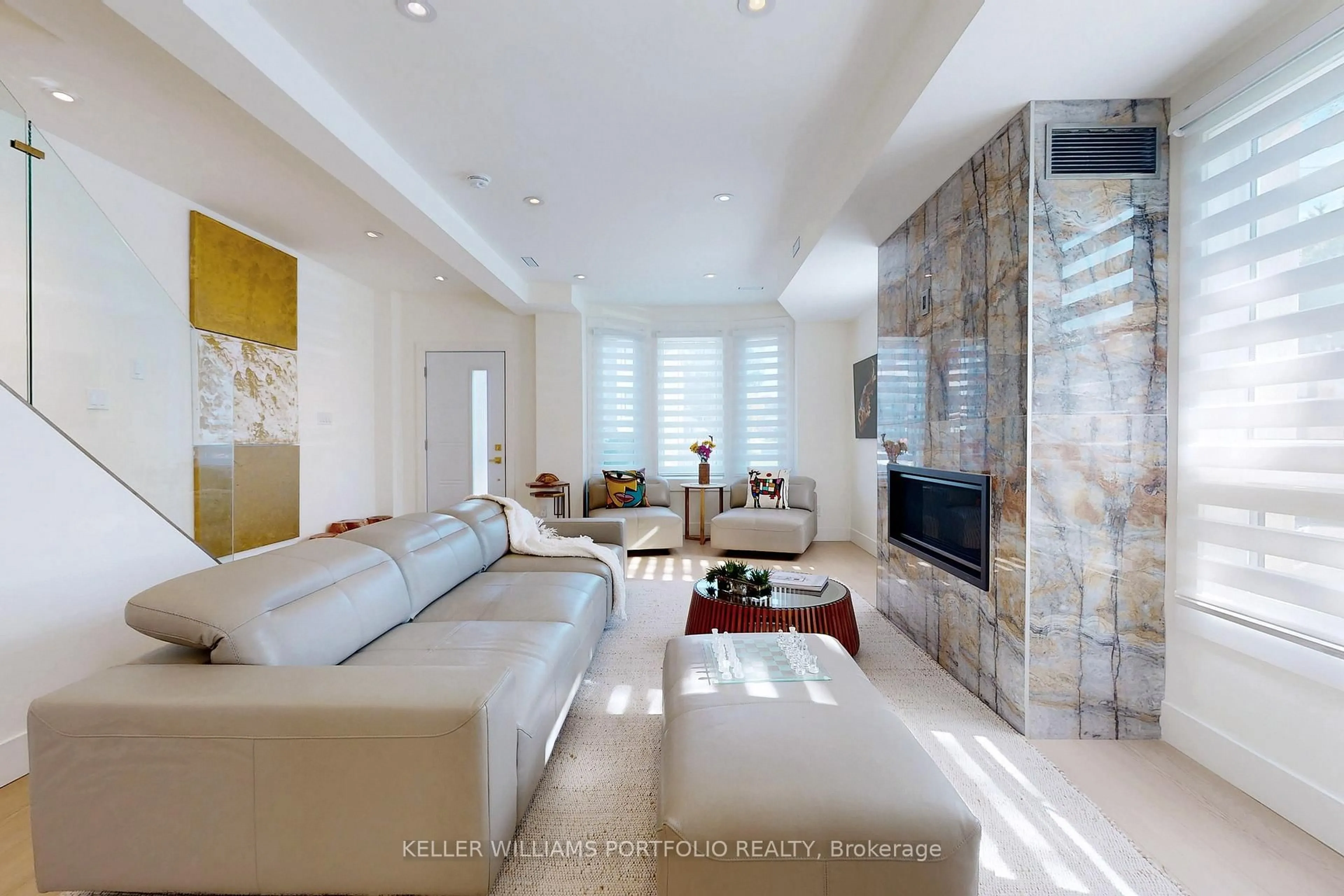 Living room with furniture, ceramic/tile floor for 22 Pitt Ave, Toronto Ontario M1L 2R1