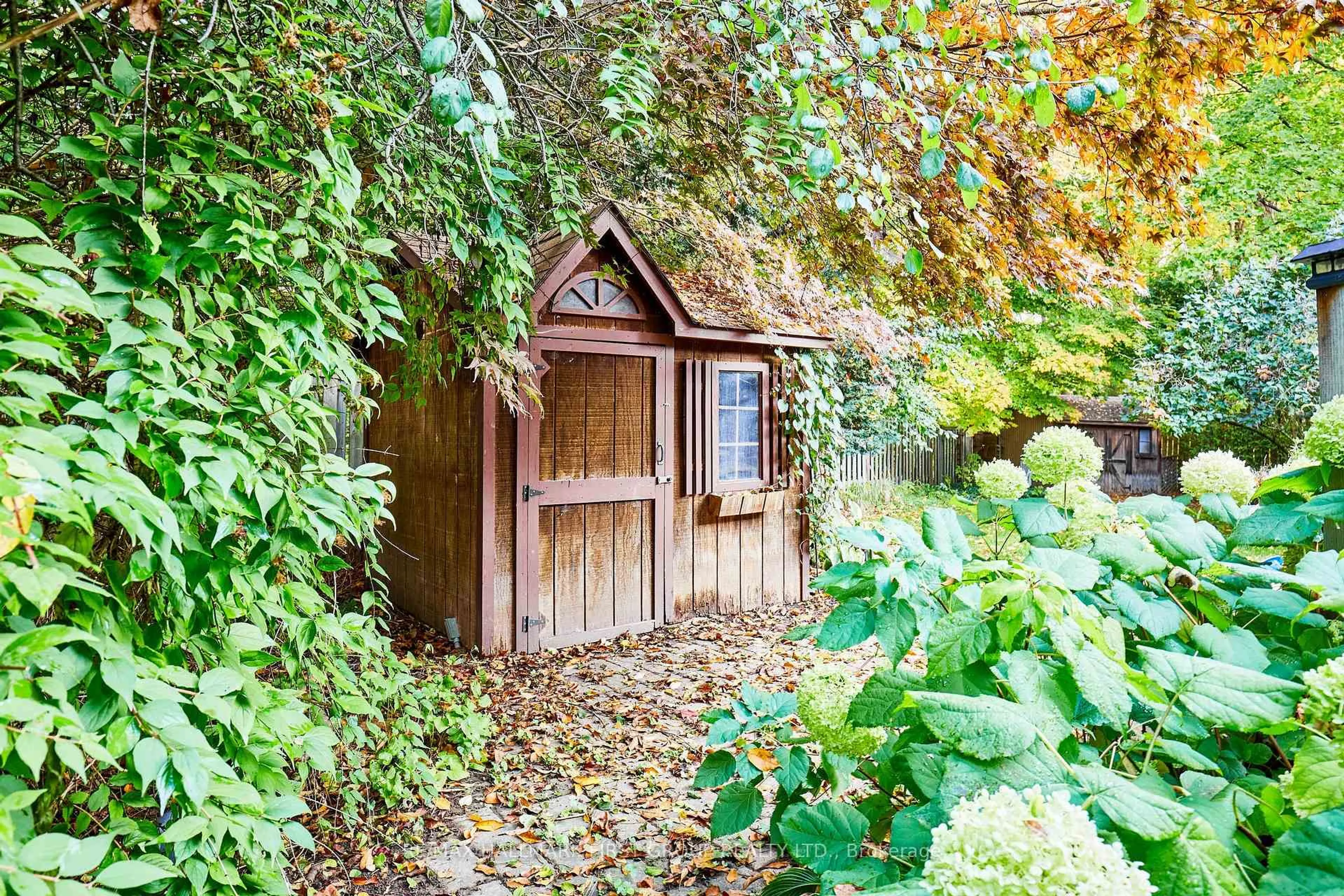 Shed for 1618 Baggins St, Pickering Ontario L1W 0B6