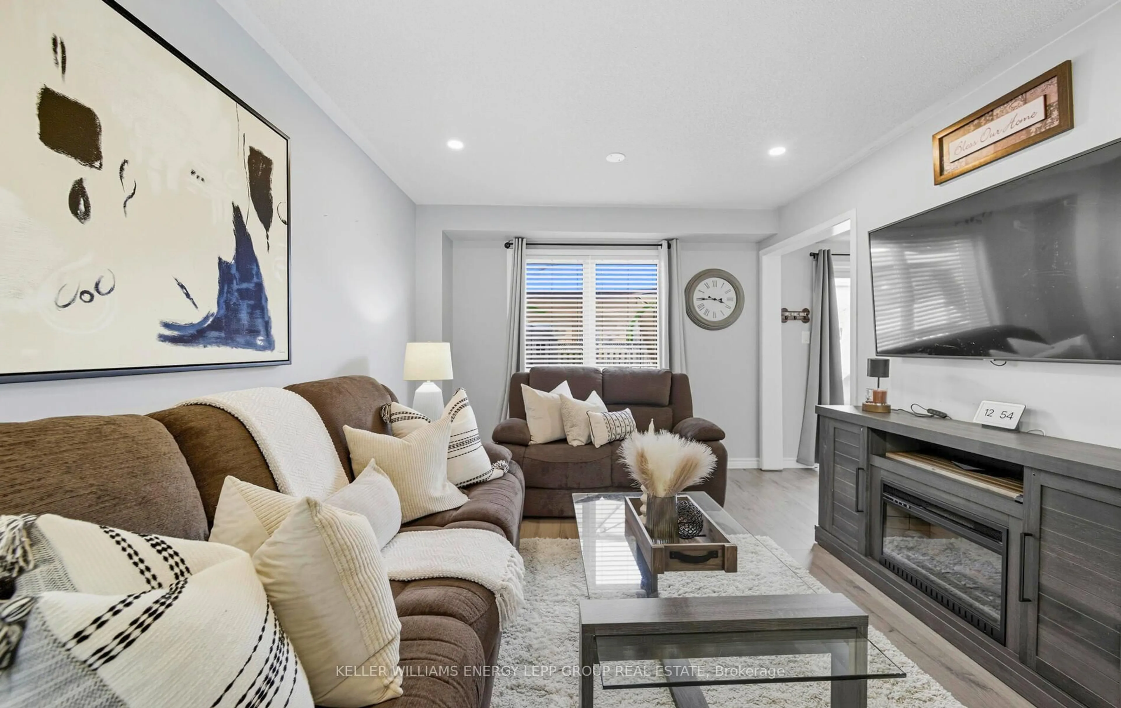 Living room with furniture, unknown for 73 Cecil Found Cres, Clarington Ontario L1E 2W1