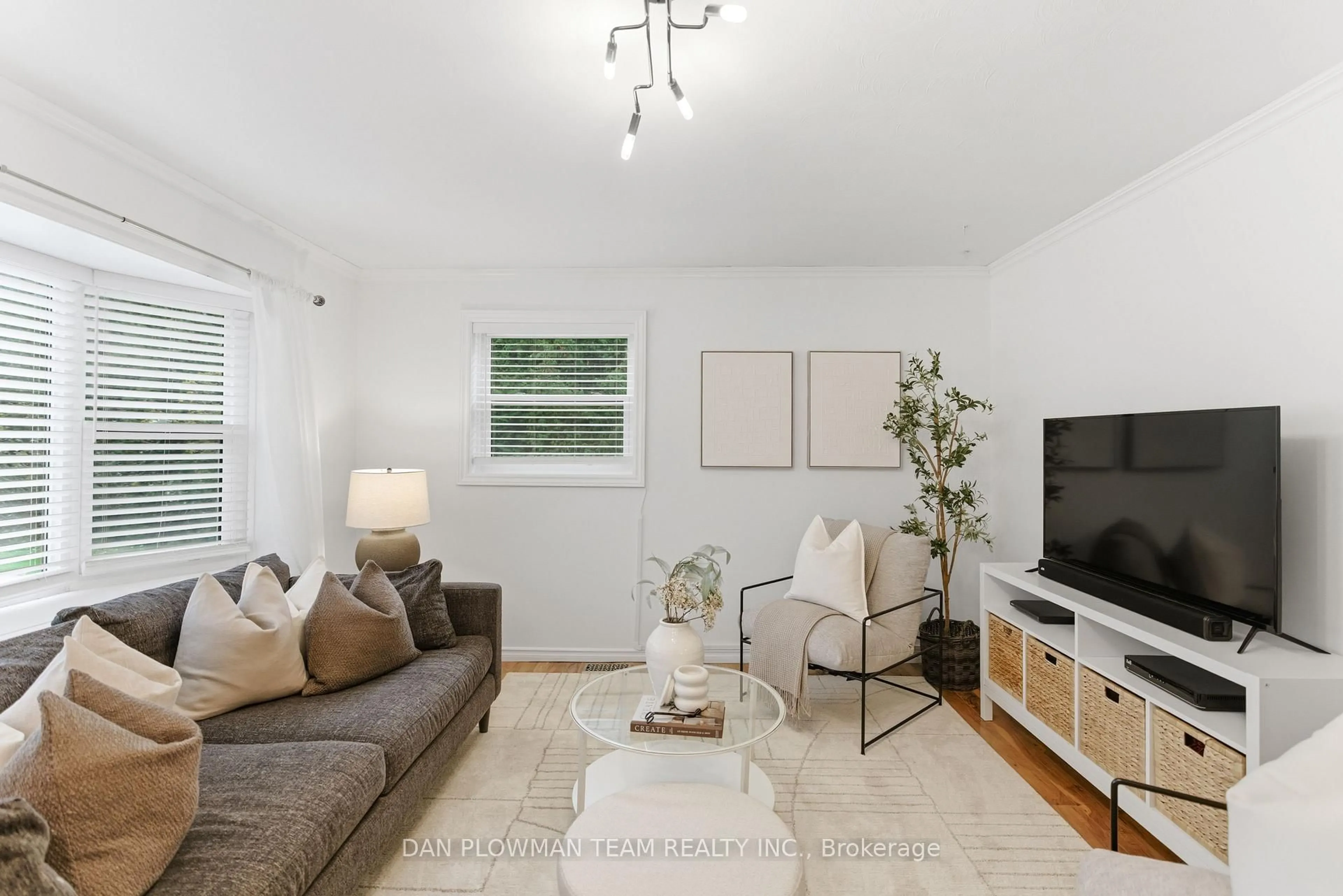 Living room with furniture, unknown for 2804 Concession 6 Rd, Clarington Ontario L1C 3K5