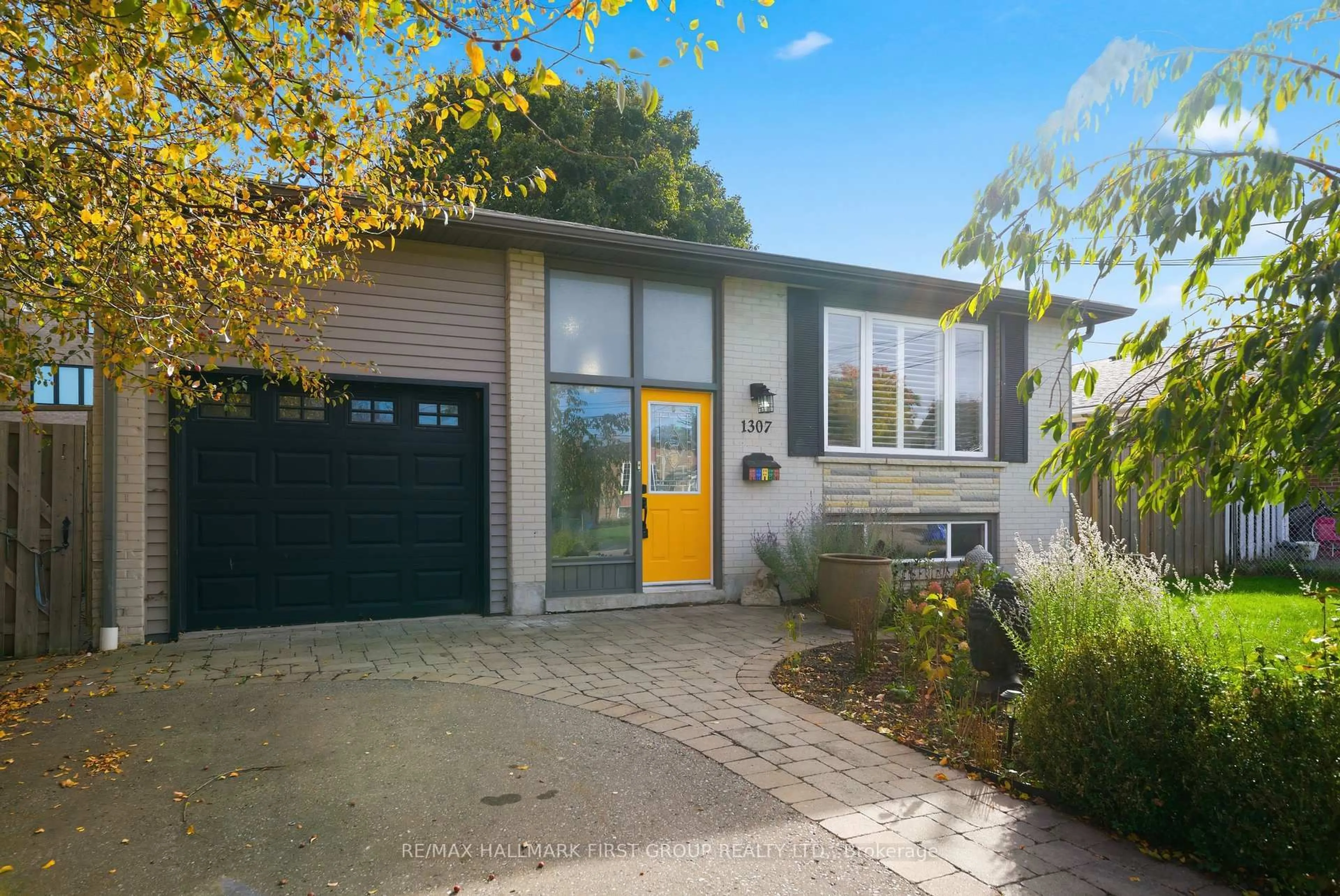 Unknown for 1307 Broadview St, Pickering Ontario L1W 1C1