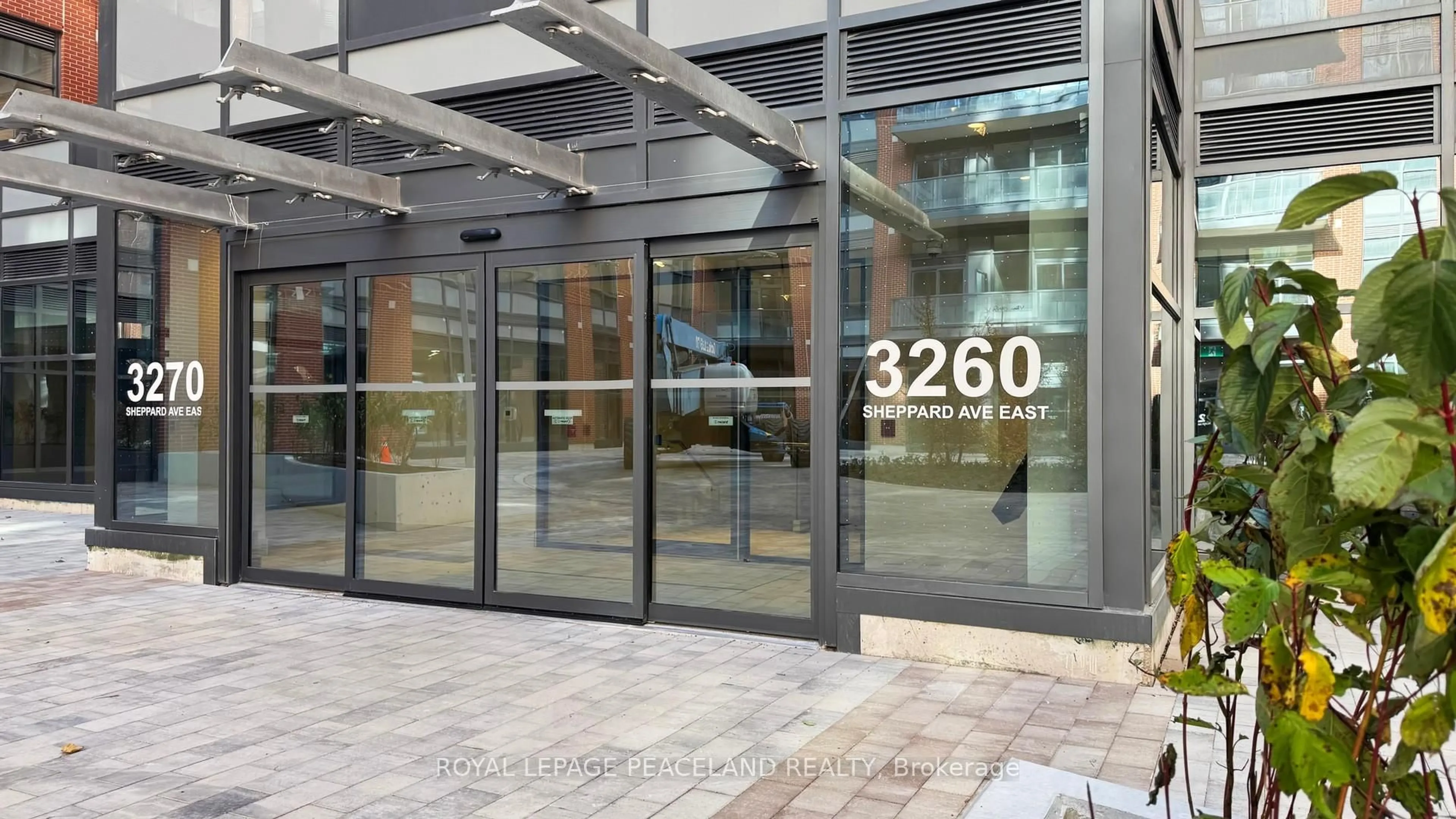 Indoor foyer for 3260 SHEPPARD Ave #2209, Toronto Ontario M1T 3K3