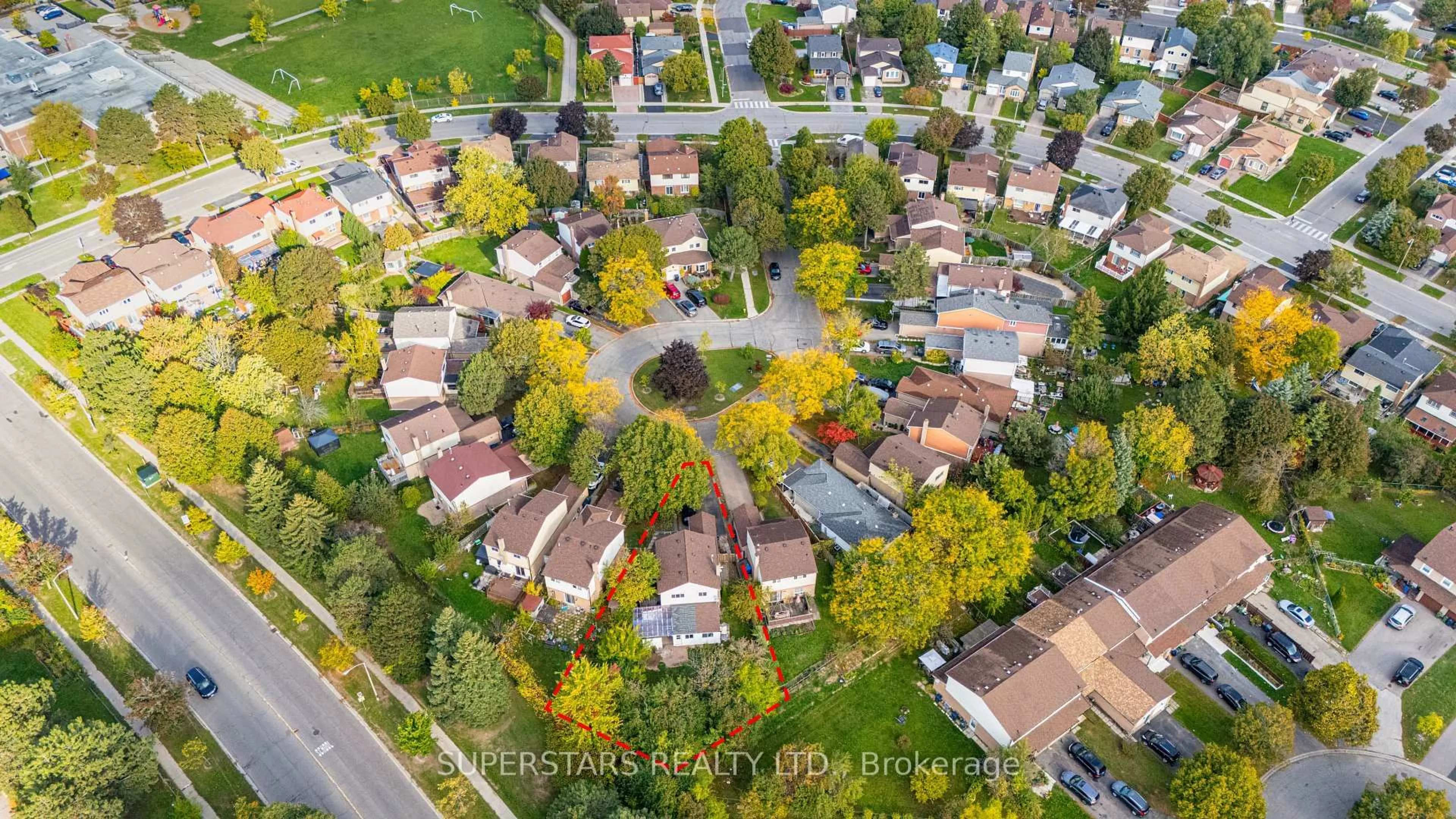 A pic from outside/outdoor area/front of a property/back of a property/a pic from drone, street for 24 Keon Pl, Toronto Ontario M1B 3C9
