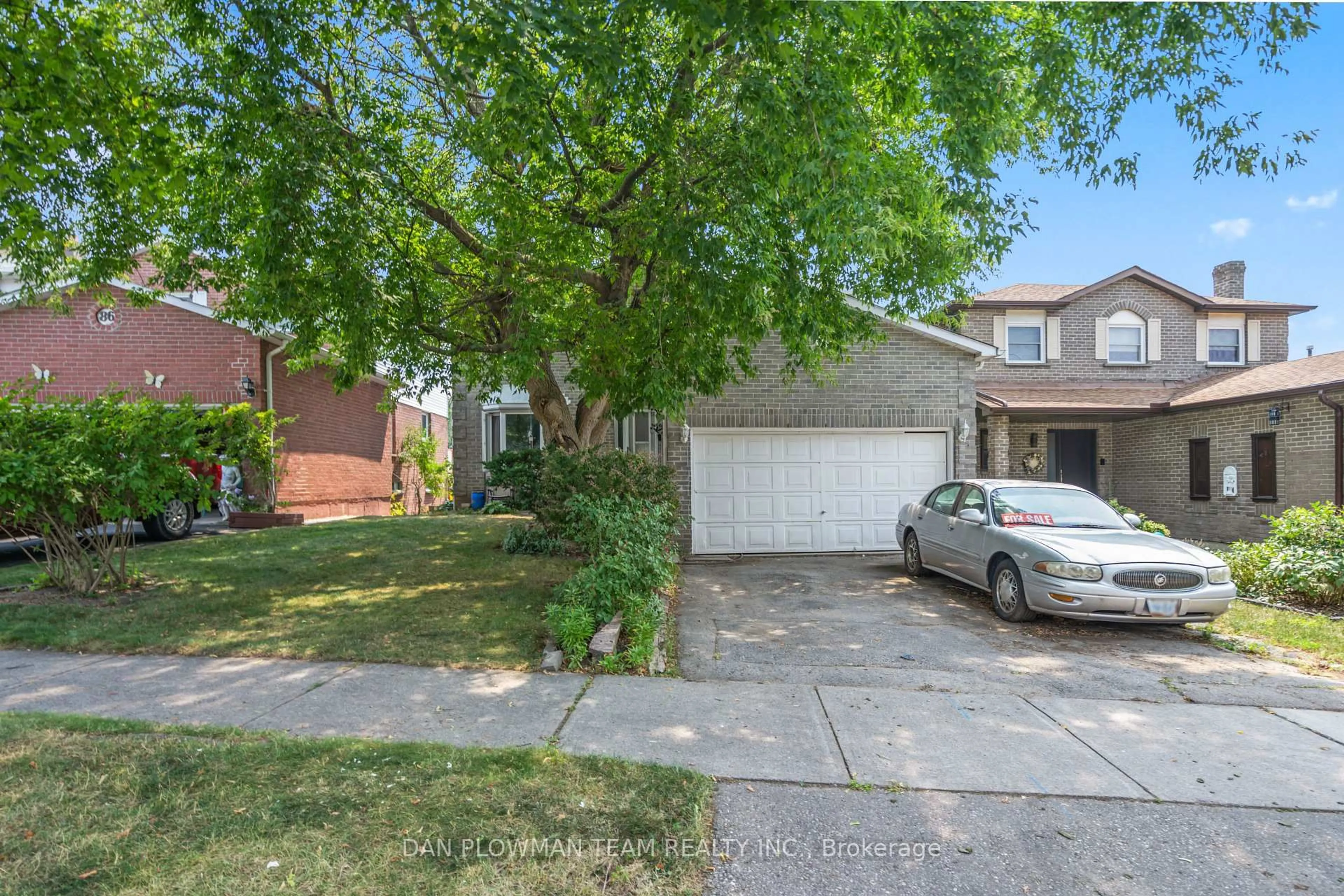 Unknown for 84 Long Dr, Whitby Ontario L1N 8E7