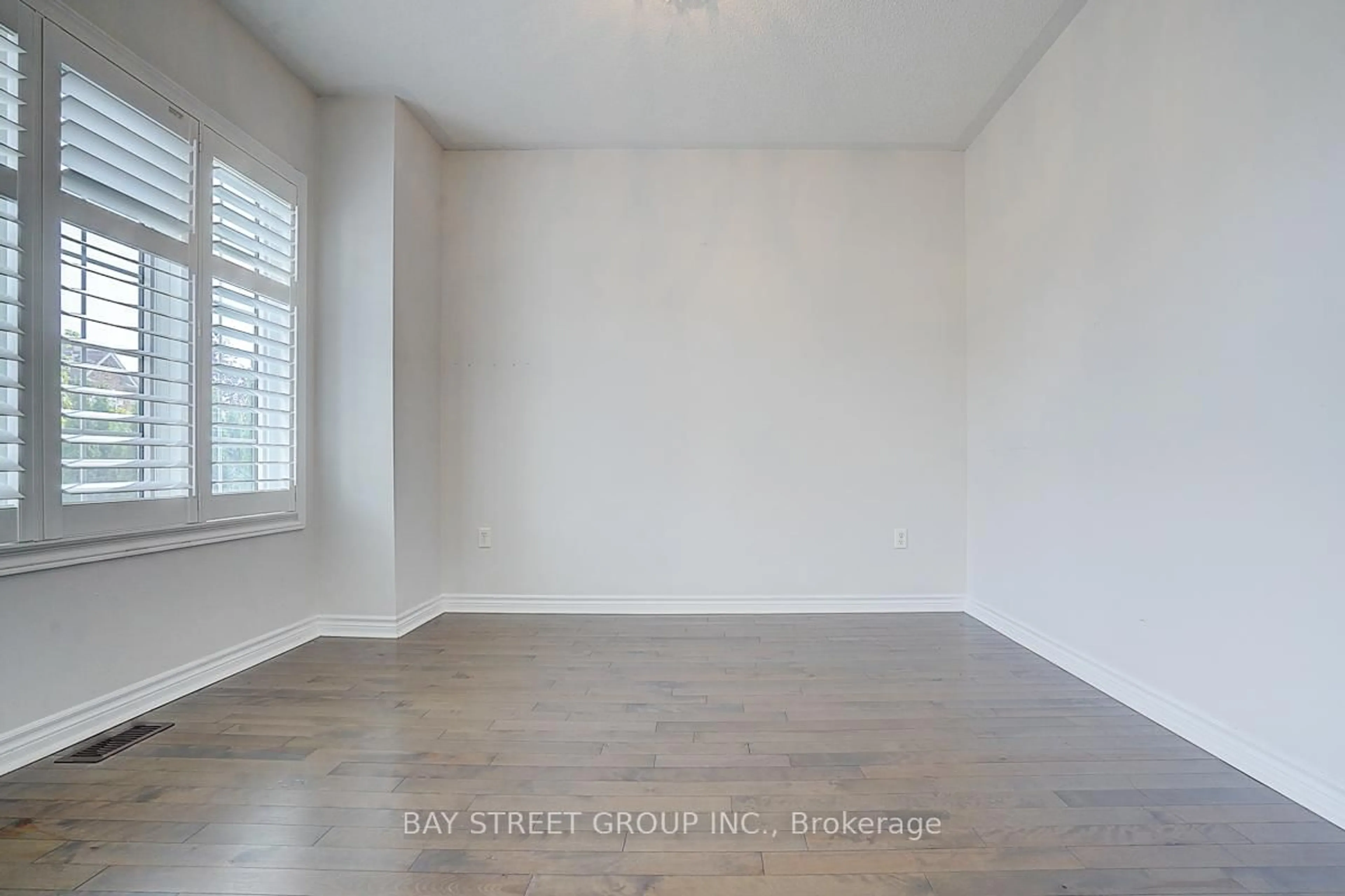 A pic of a room for 852 William Lee Ave, Oshawa Ontario L1K 0W2