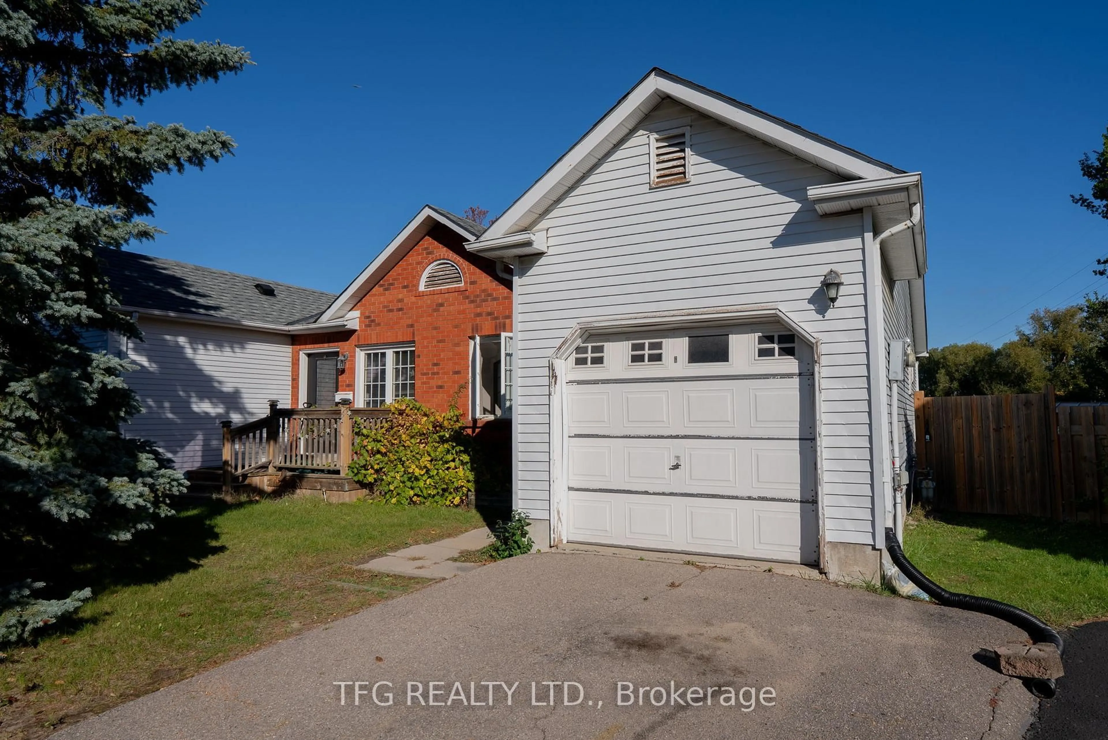 Unknown for 388 Pompano Crt, Oshawa Ontario L1K 1M9