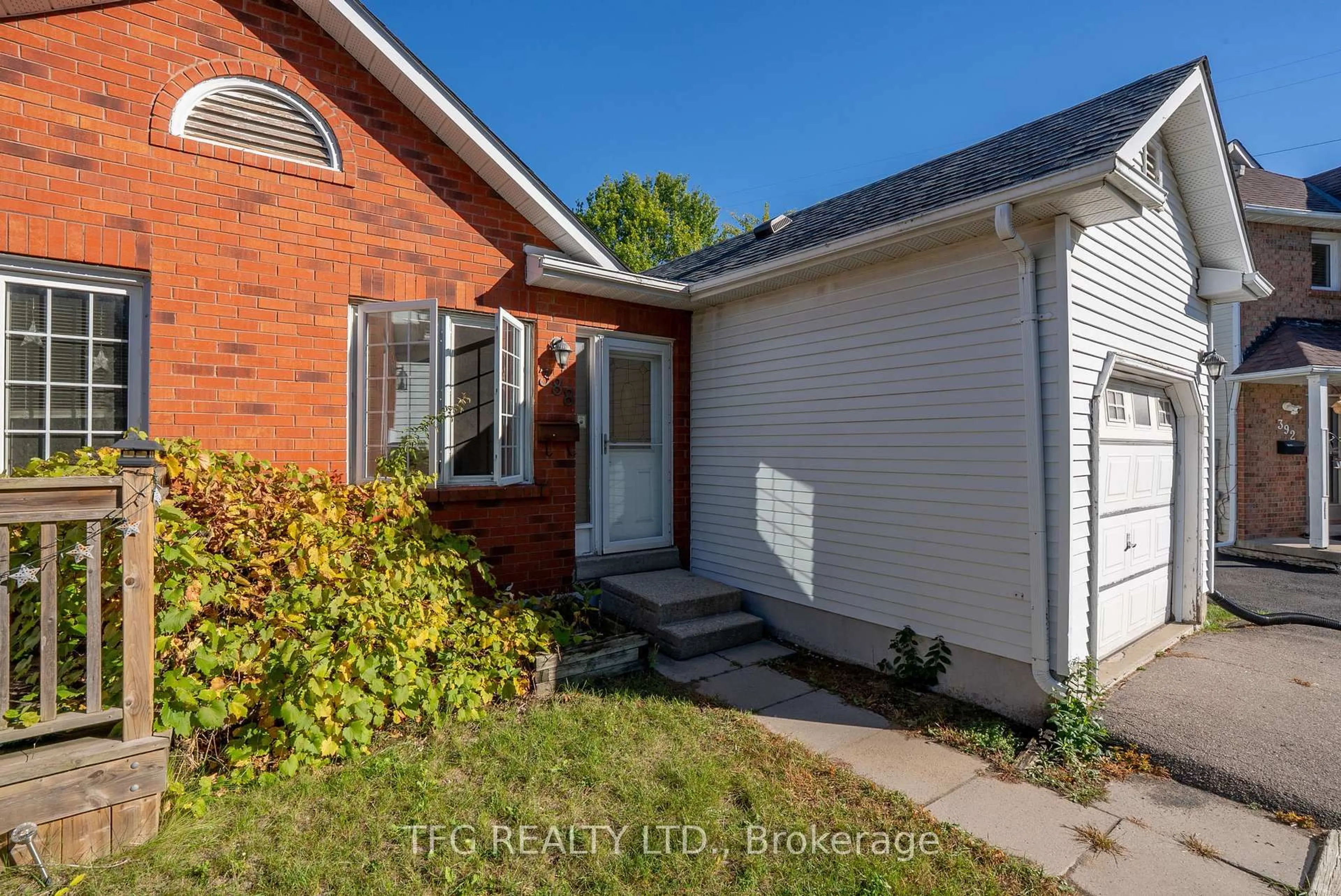 Home with brick exterior material, street for 388 Pompano Crt, Oshawa Ontario L1K 1M9