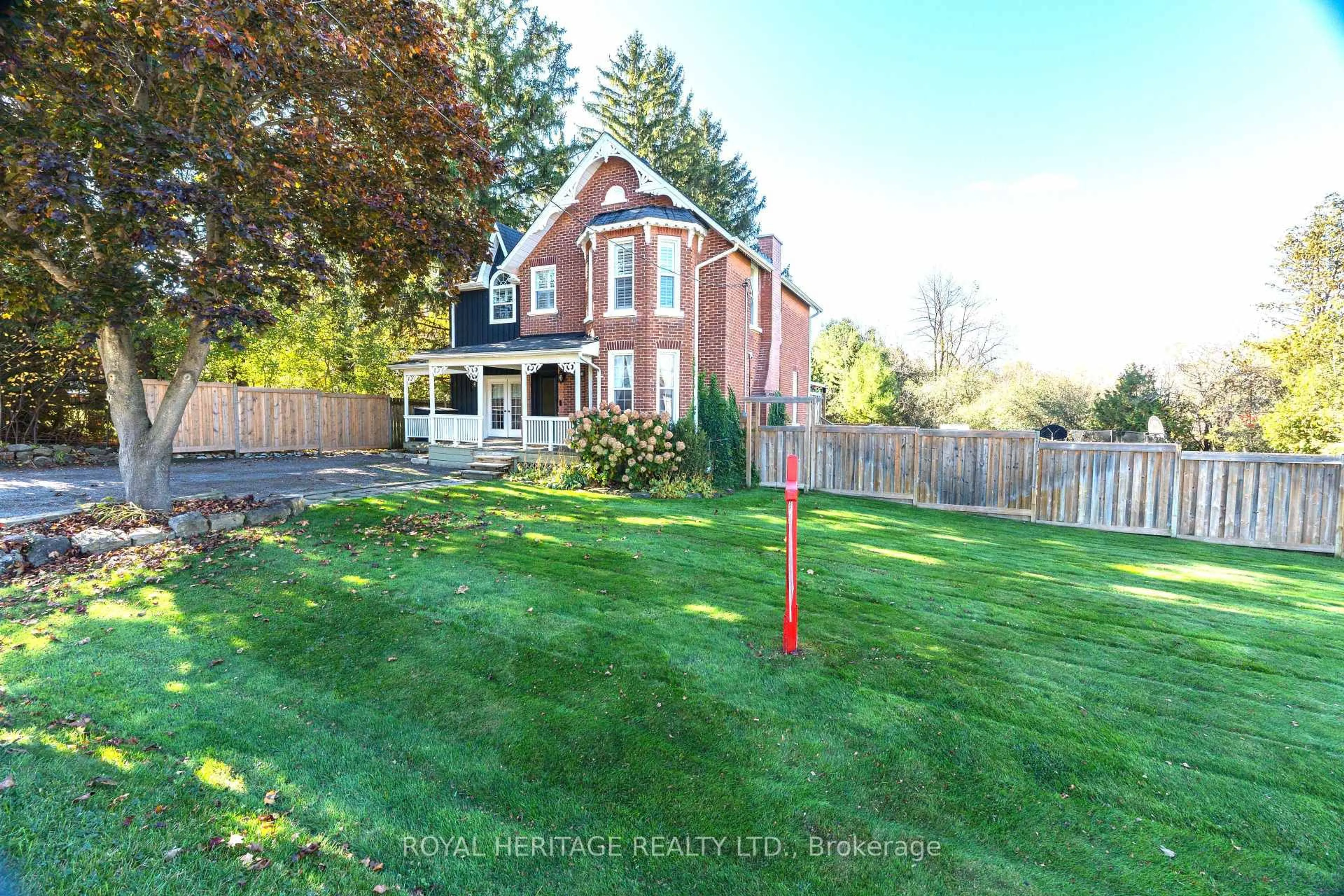 A pic from outside/outdoor area/front of a property/back of a property/a pic from drone, street for 5258 Old Brock Rd, Pickering Ontario L1Y 1A1