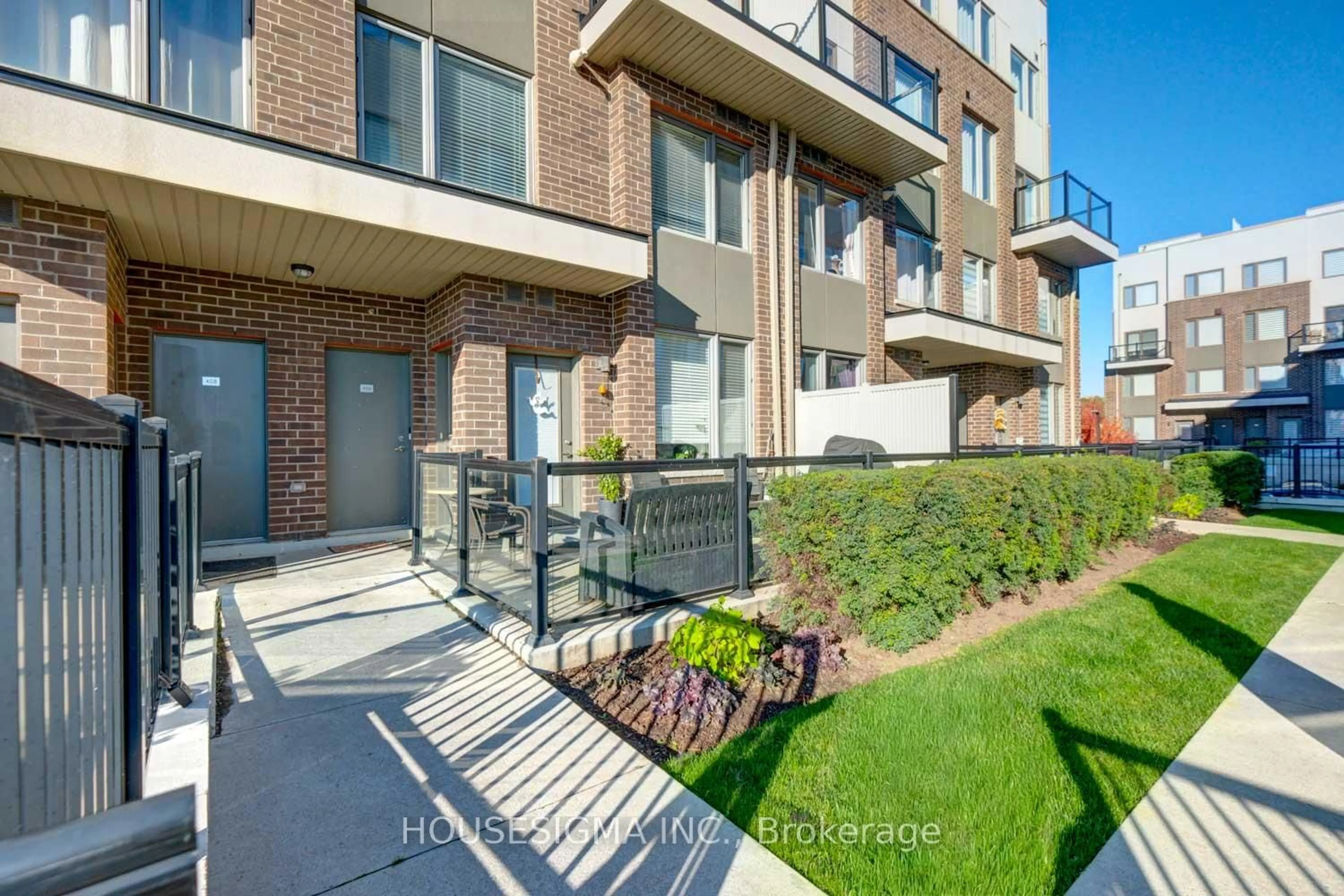 Home with brick exterior material, street for 1460 Whites Rd #408, Pickering Ontario L1V 0E8