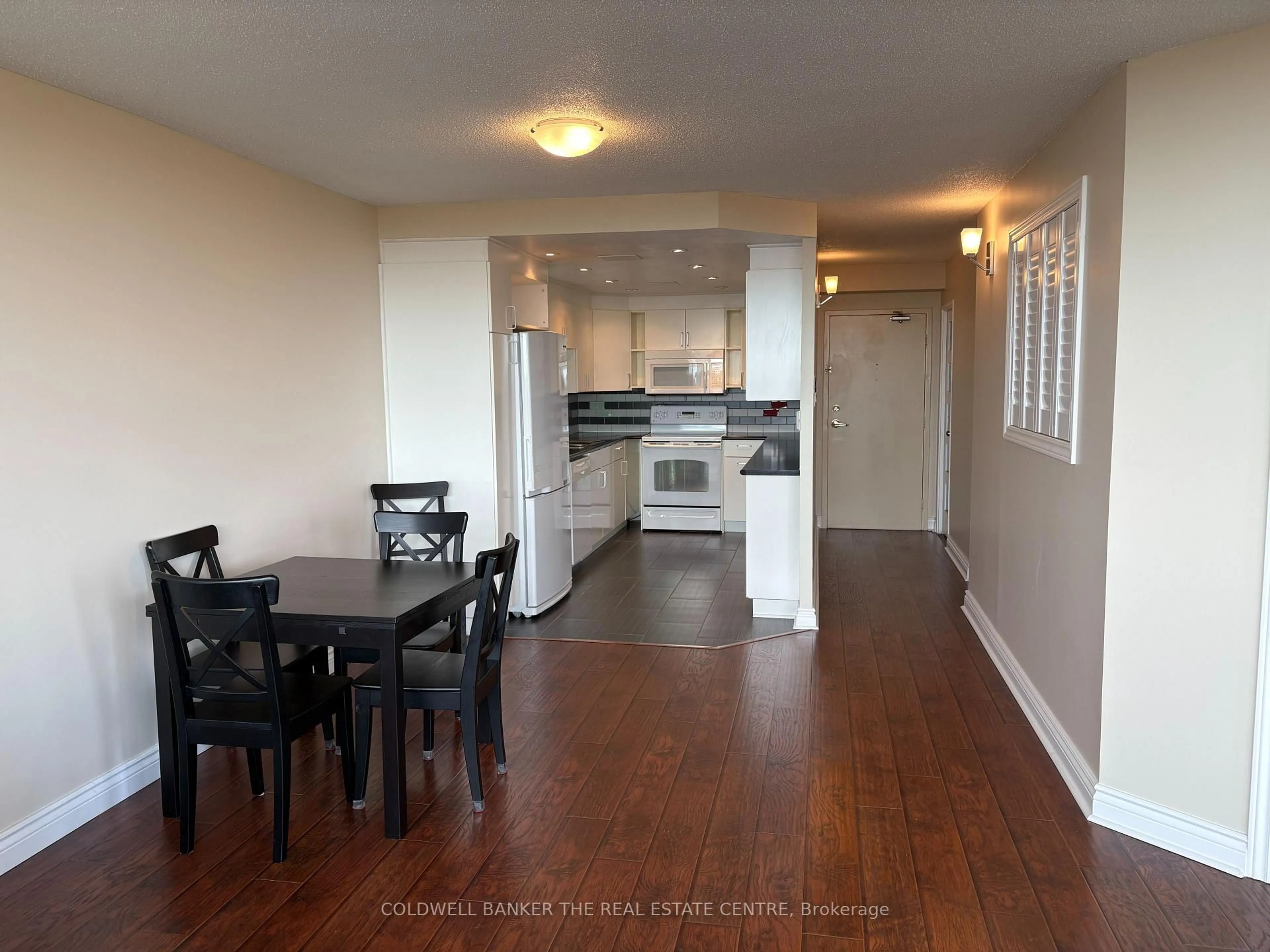 Unknown for 121 Ling Rd #1211, Toronto Ontario M1E 4Y2