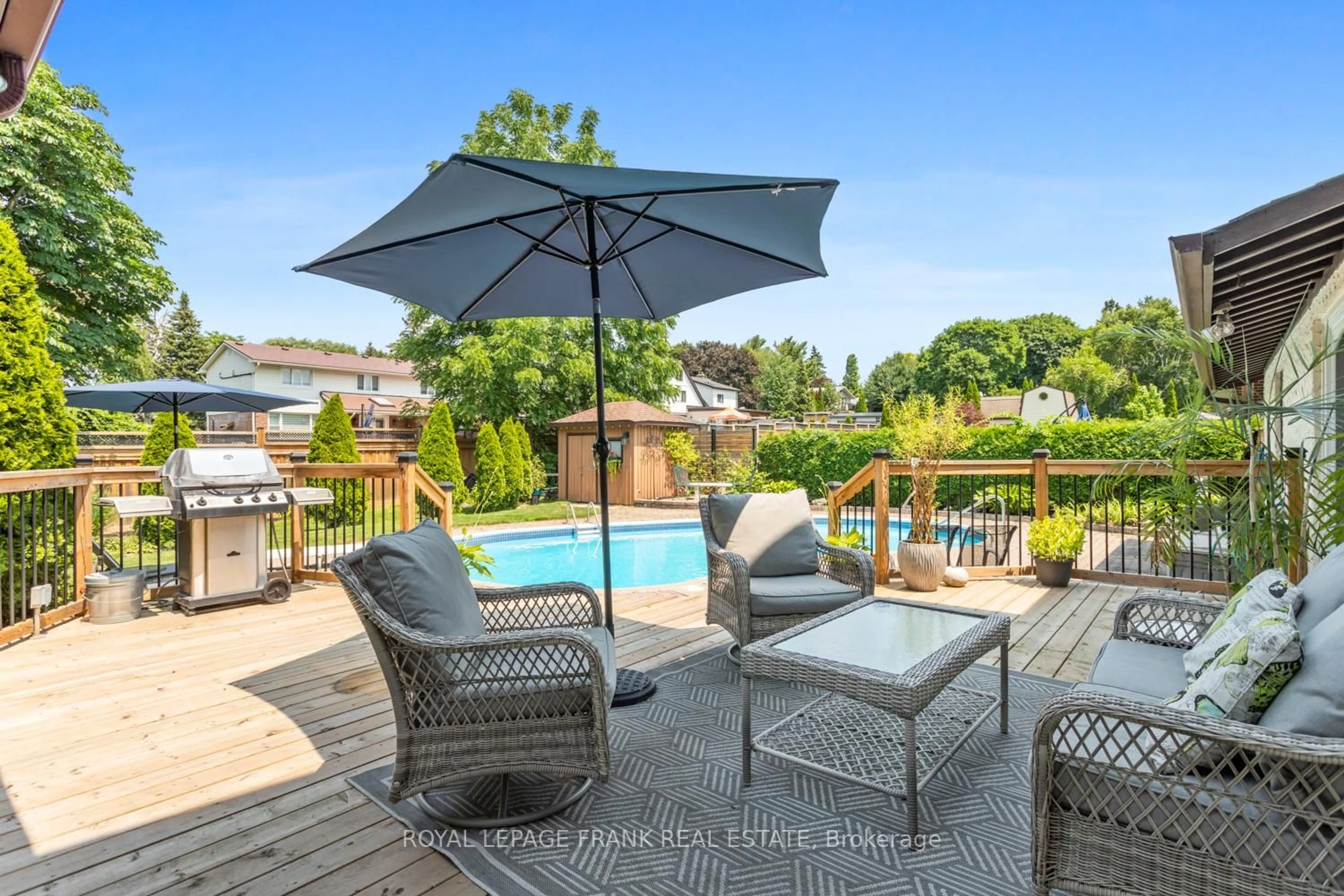 Patio, water/lake/river/ocean view for 848 Swiss Hts, Oshawa Ontario L1K 2A9