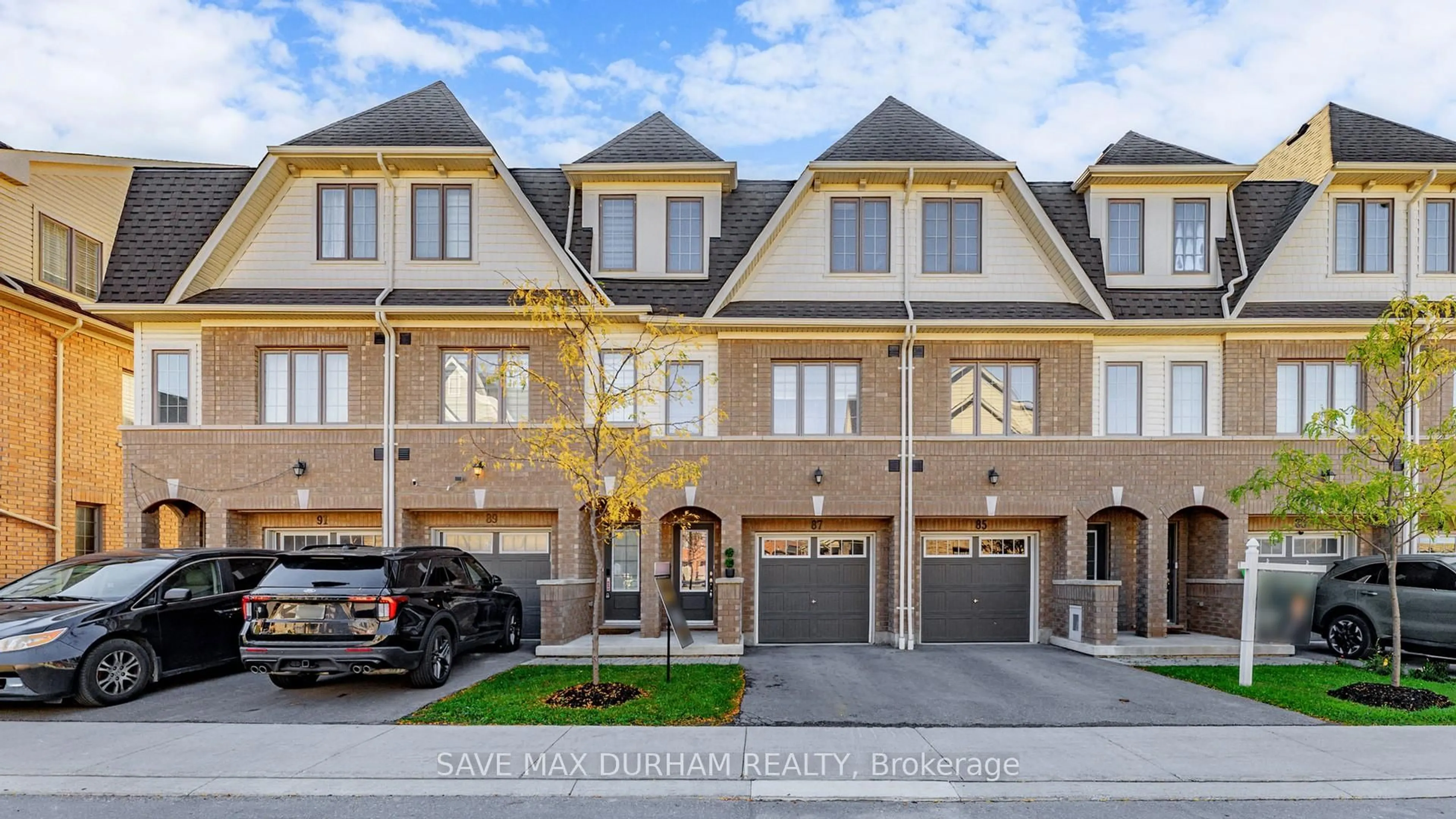 Unknown for 87 Danzatore Path, Oshawa Ontario L1L 0P9