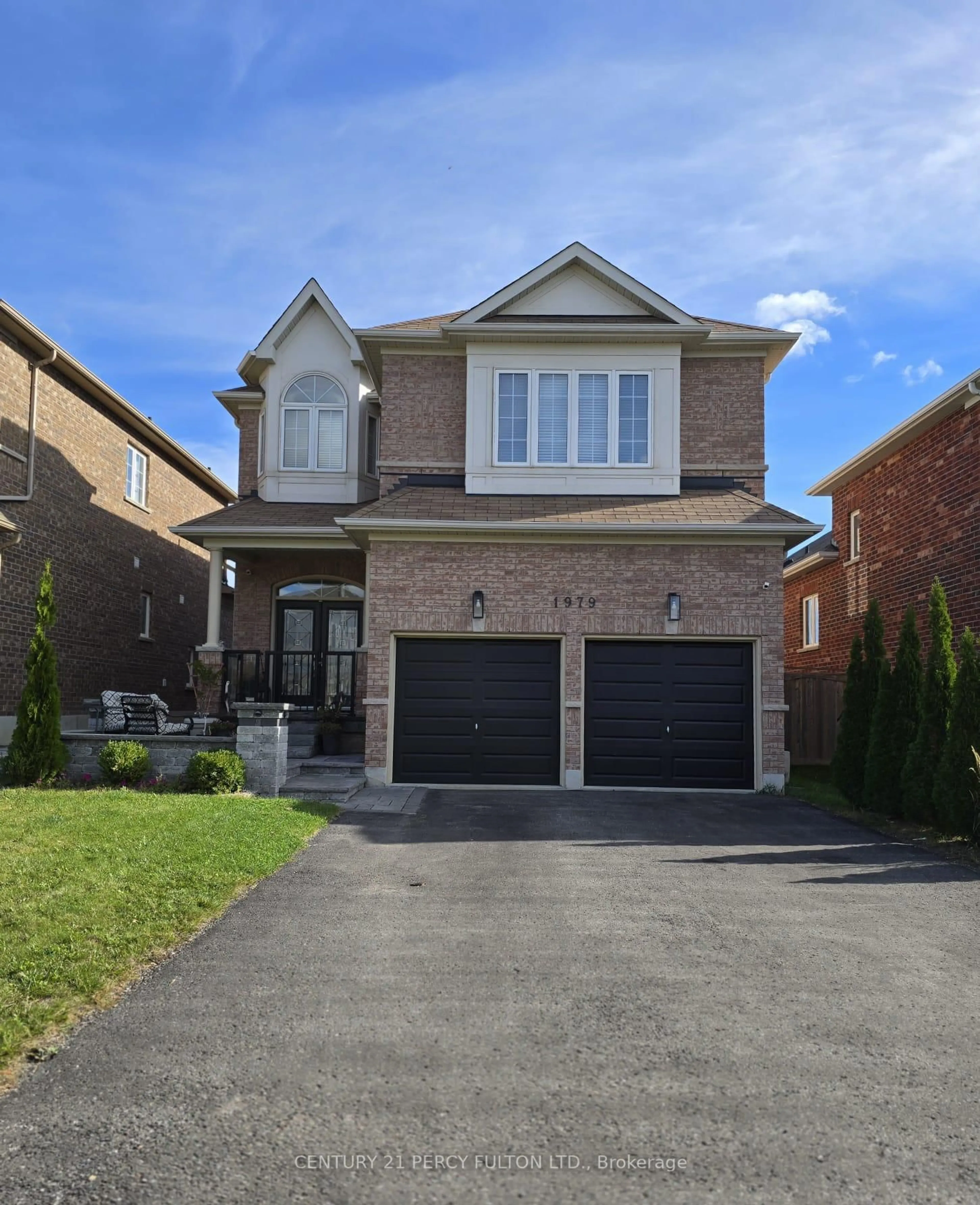 Home with brick exterior material, street for 1979 Riverton St, Oshawa Ontario L1K 0P4