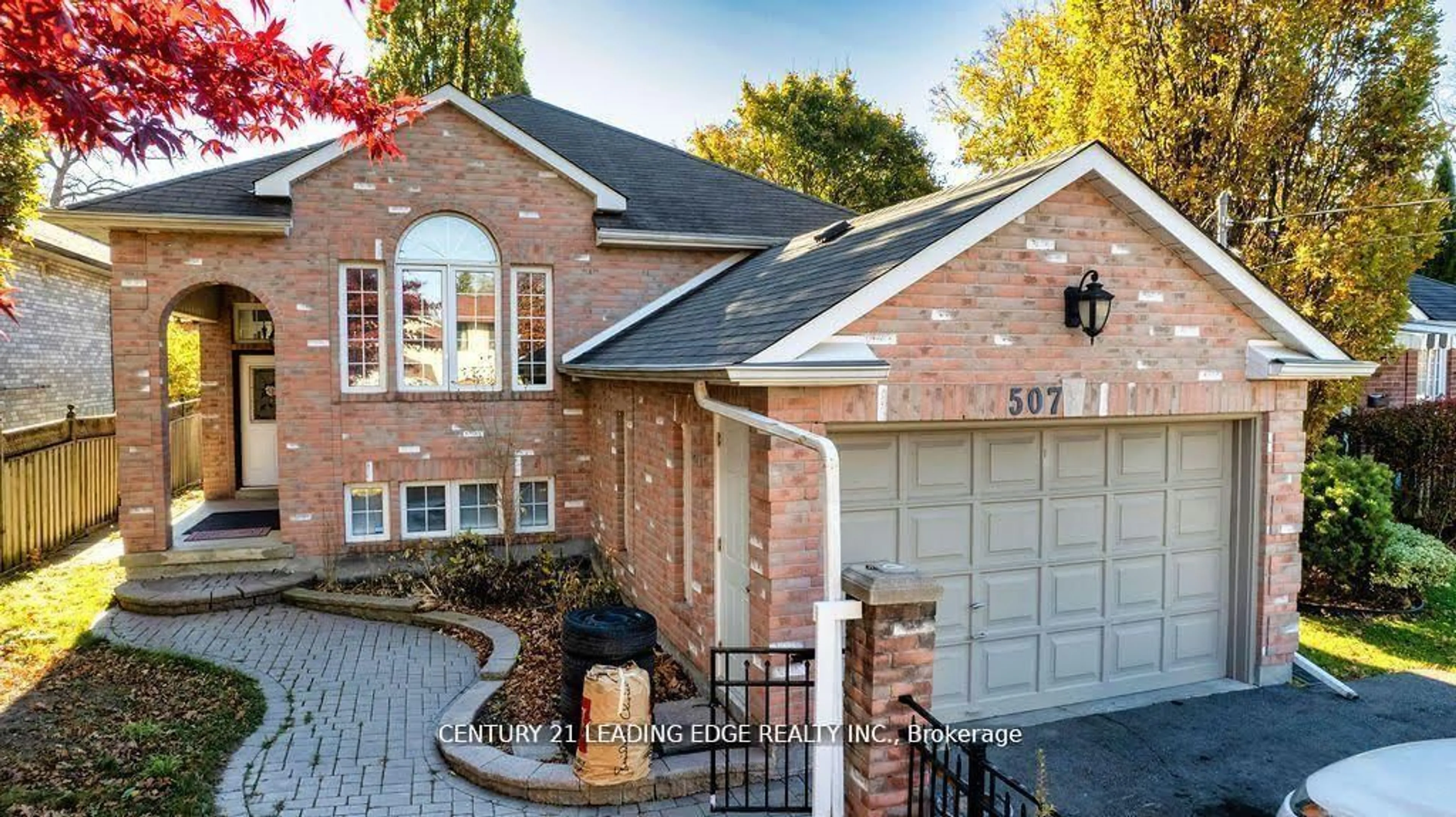 Home with brick exterior material, street for 507 Dunlop St, Whitby Ontario L1N 1V3