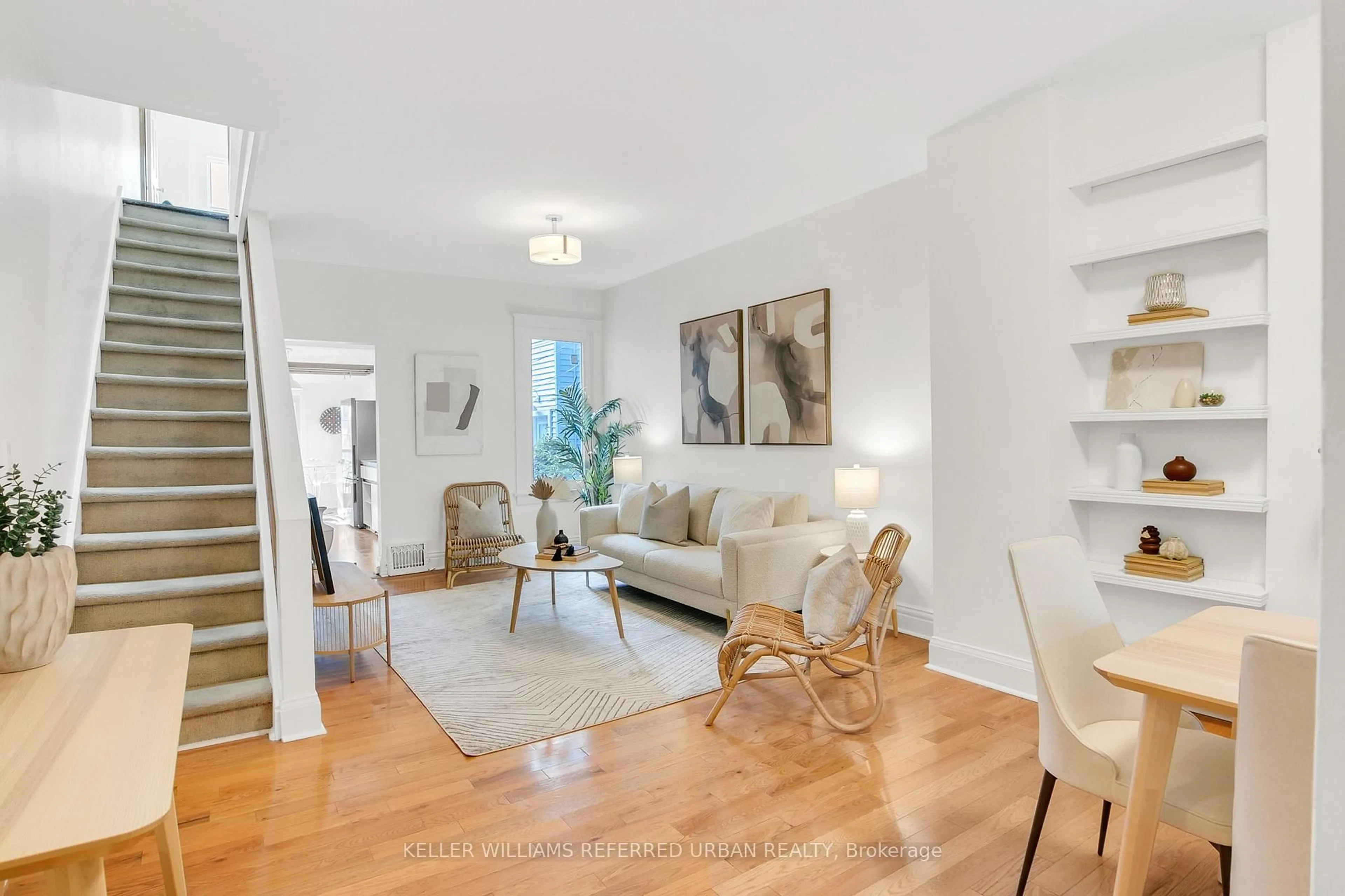 Living room with furniture, unknown for 45 Hazelwood Ave, Toronto Ontario M4J 1K4