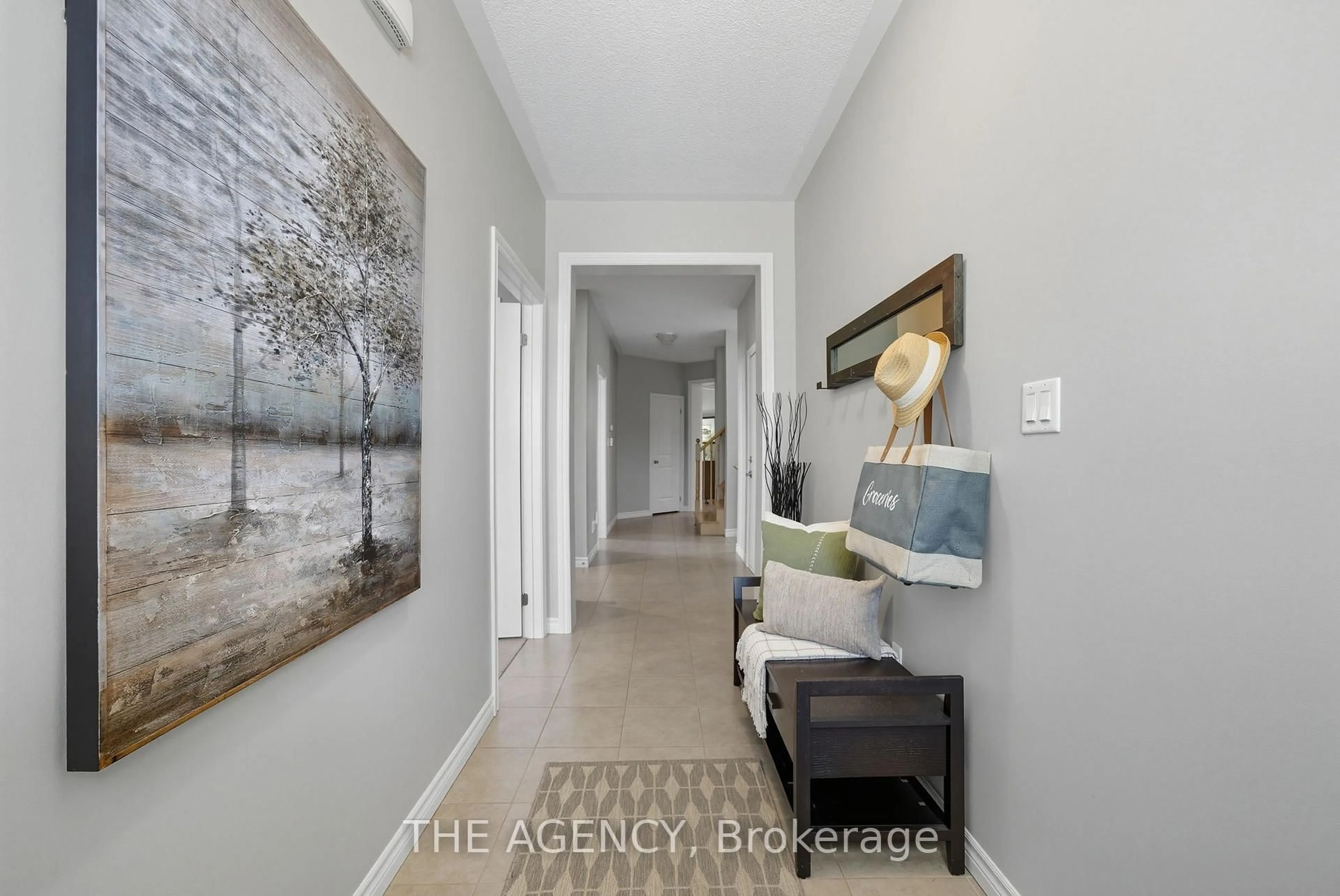 Indoor entryway for 15 Carl Raby St, Clarington Ontario L1C 3K7