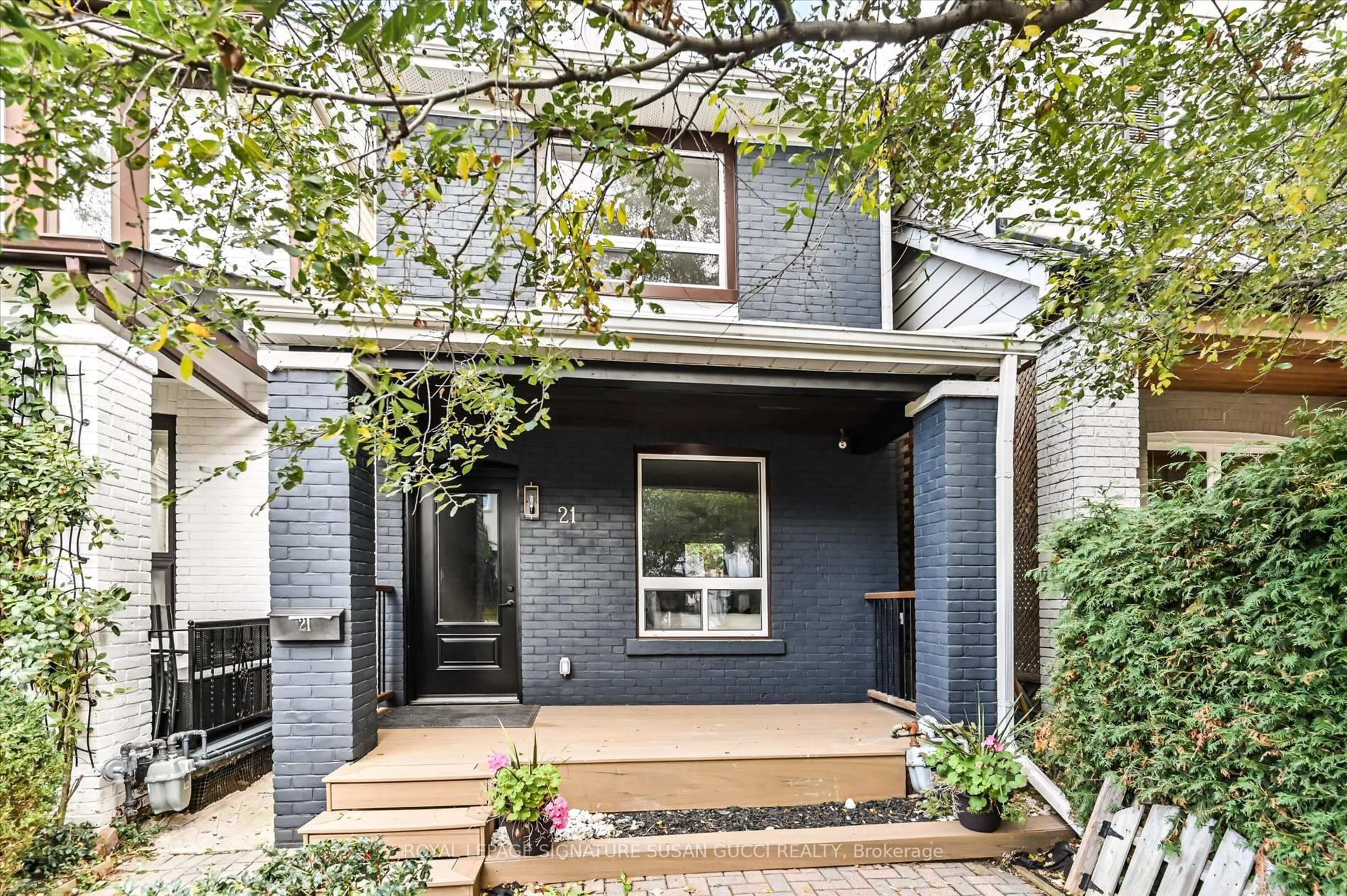 Home with brick exterior material, street for 21 Frankdale Ave, Toronto Ontario M4J 3Z8