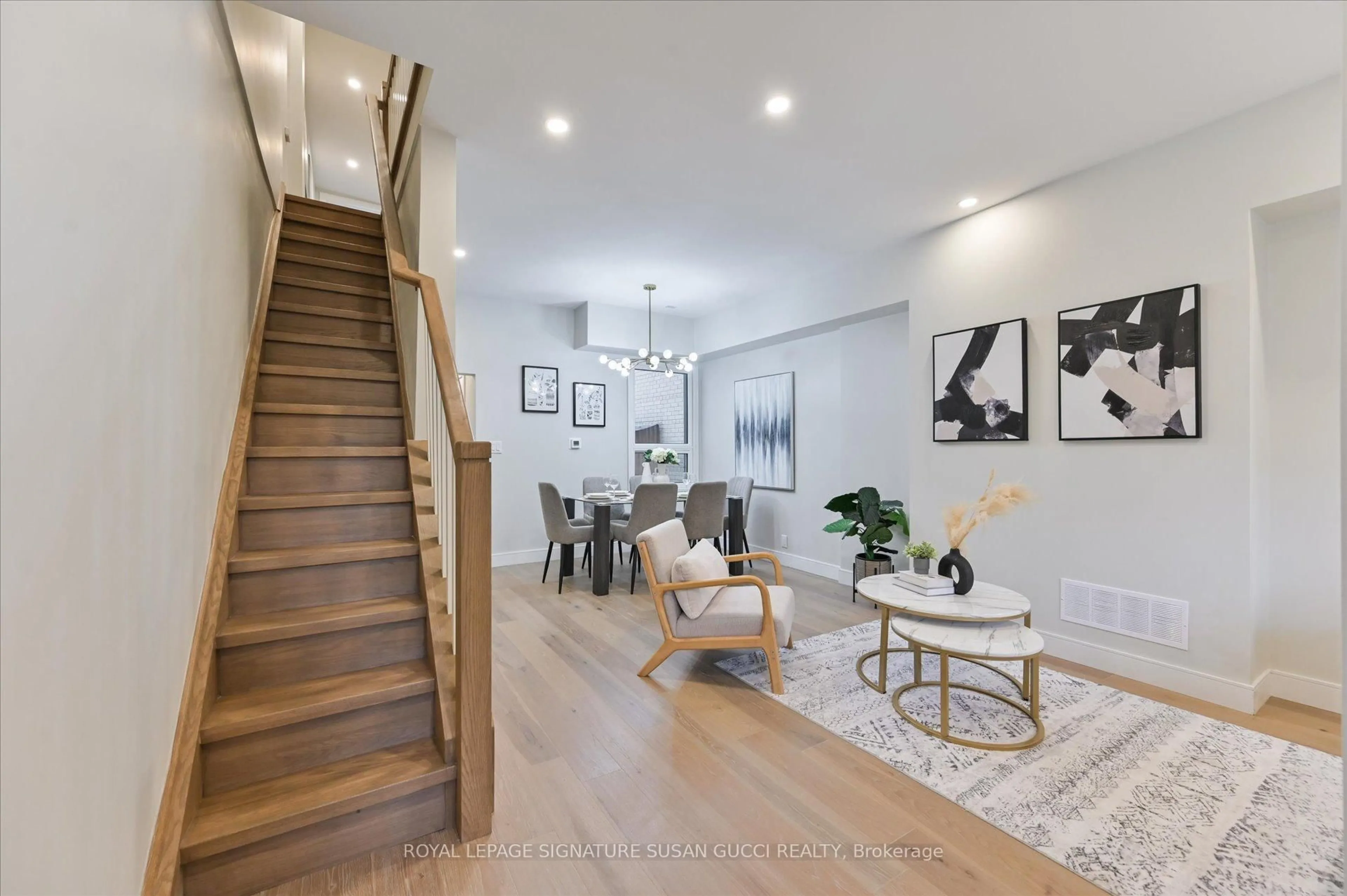 Unknown for 21 Frankdale Ave, Toronto Ontario M4J 3Z8