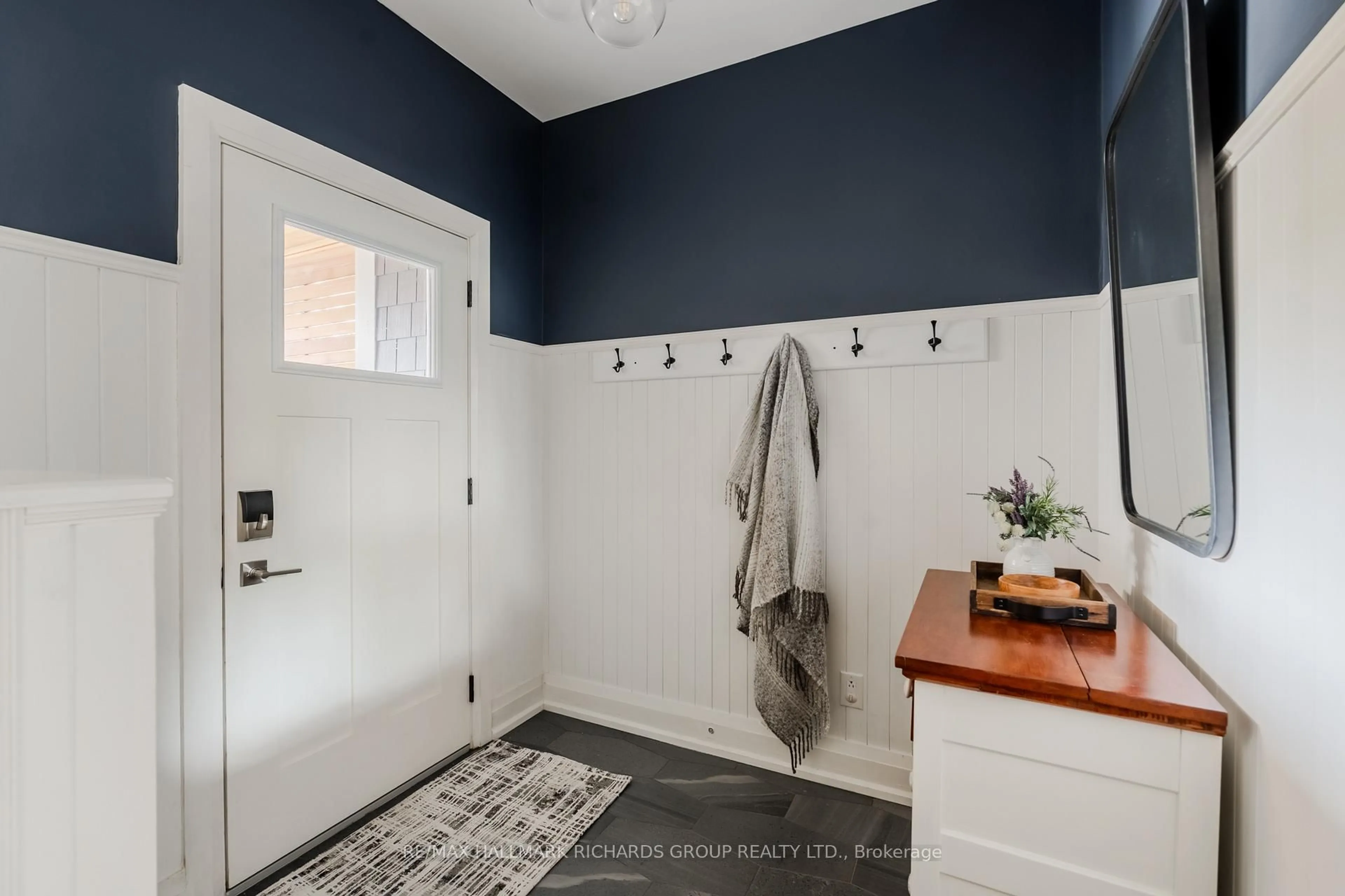 Indoor entryway for 108 Victoria Park Ave, Toronto Ontario M4E 3R9