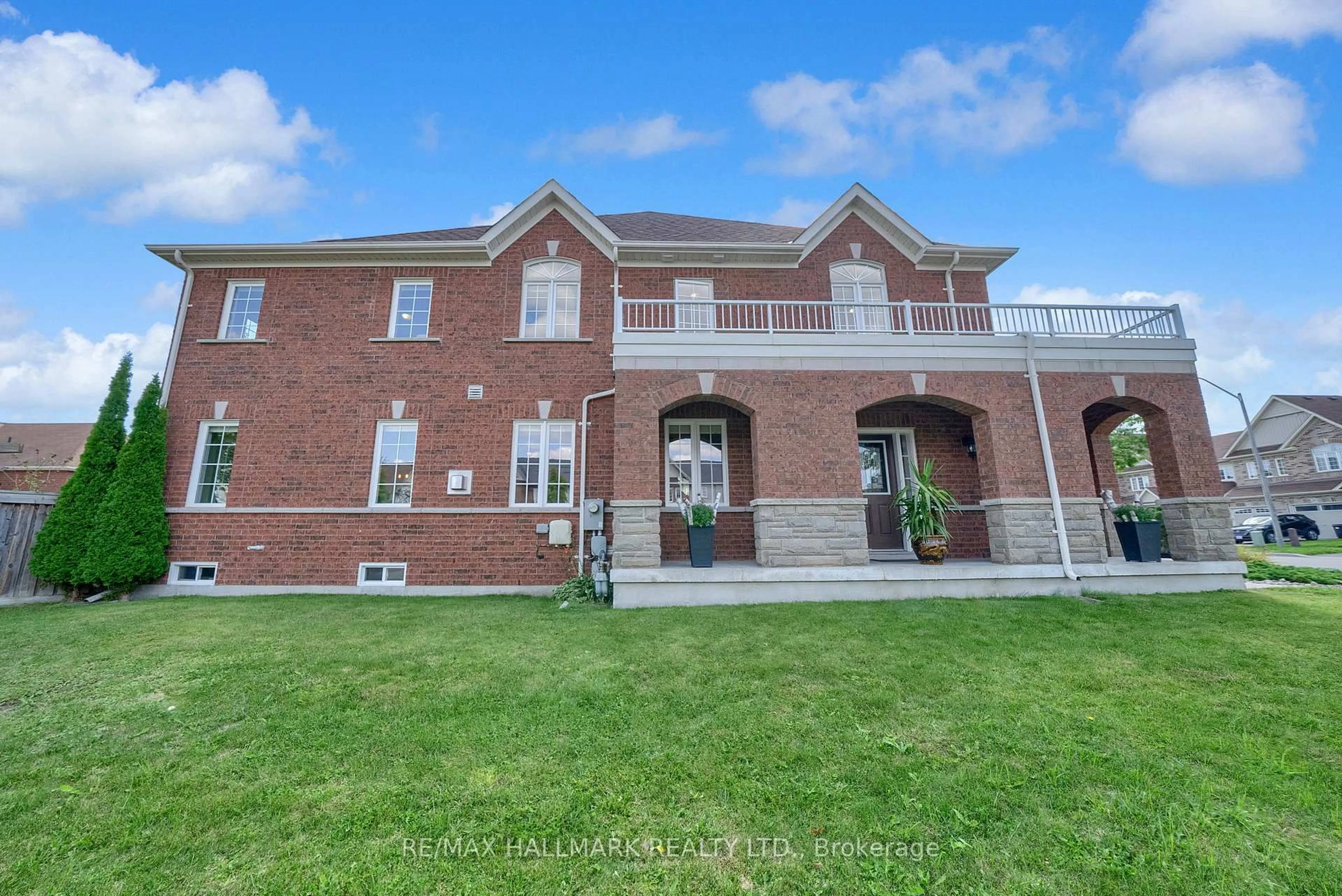 Home with brick exterior material, unknown for 35 Westover Dr, Clarington Ontario L1C 0M7
