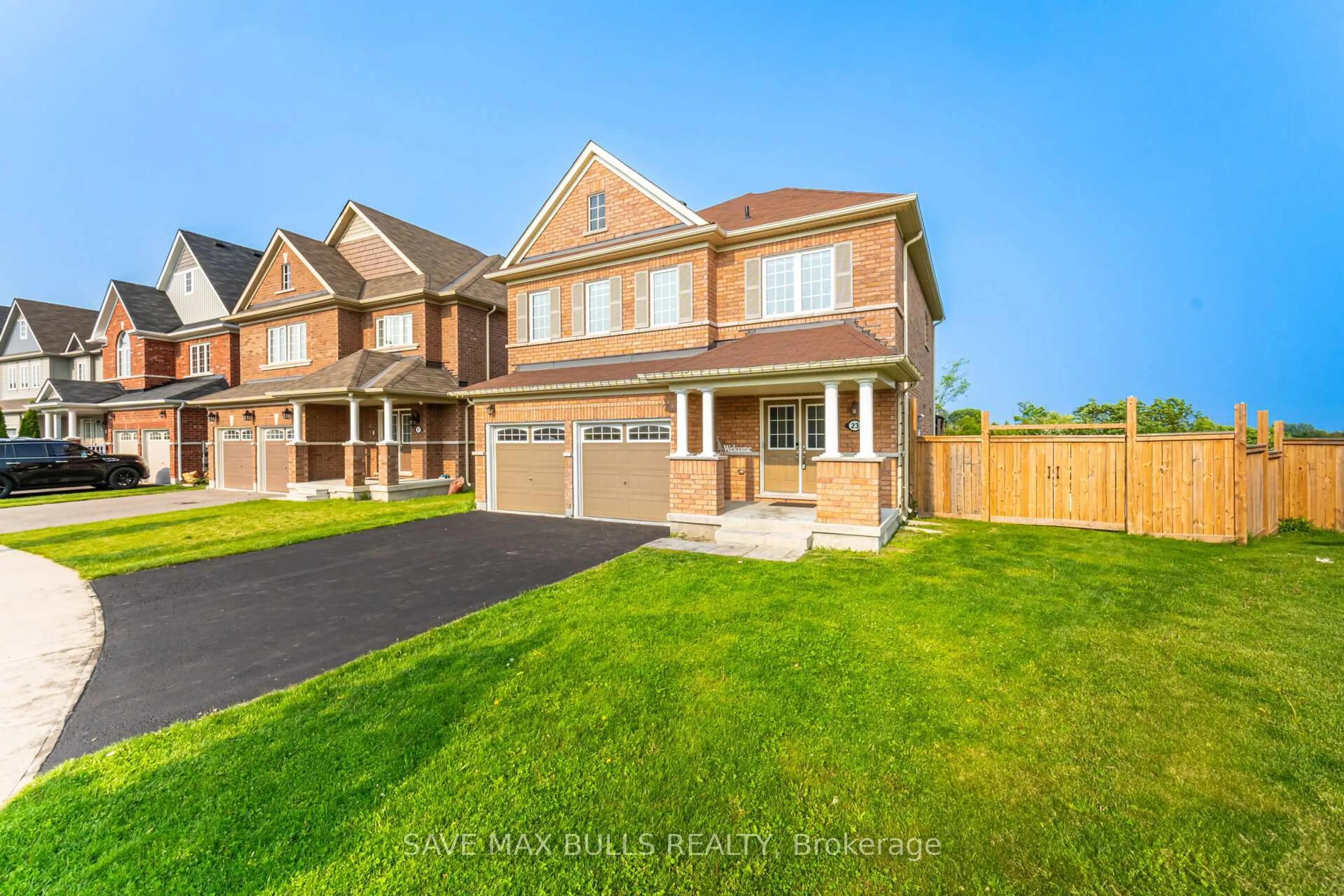 A pic from outside/outdoor area/front of a property/back of a property/a pic from drone, street for 23 Kilpatrick Crt, Clarington Ontario L1C 3K7