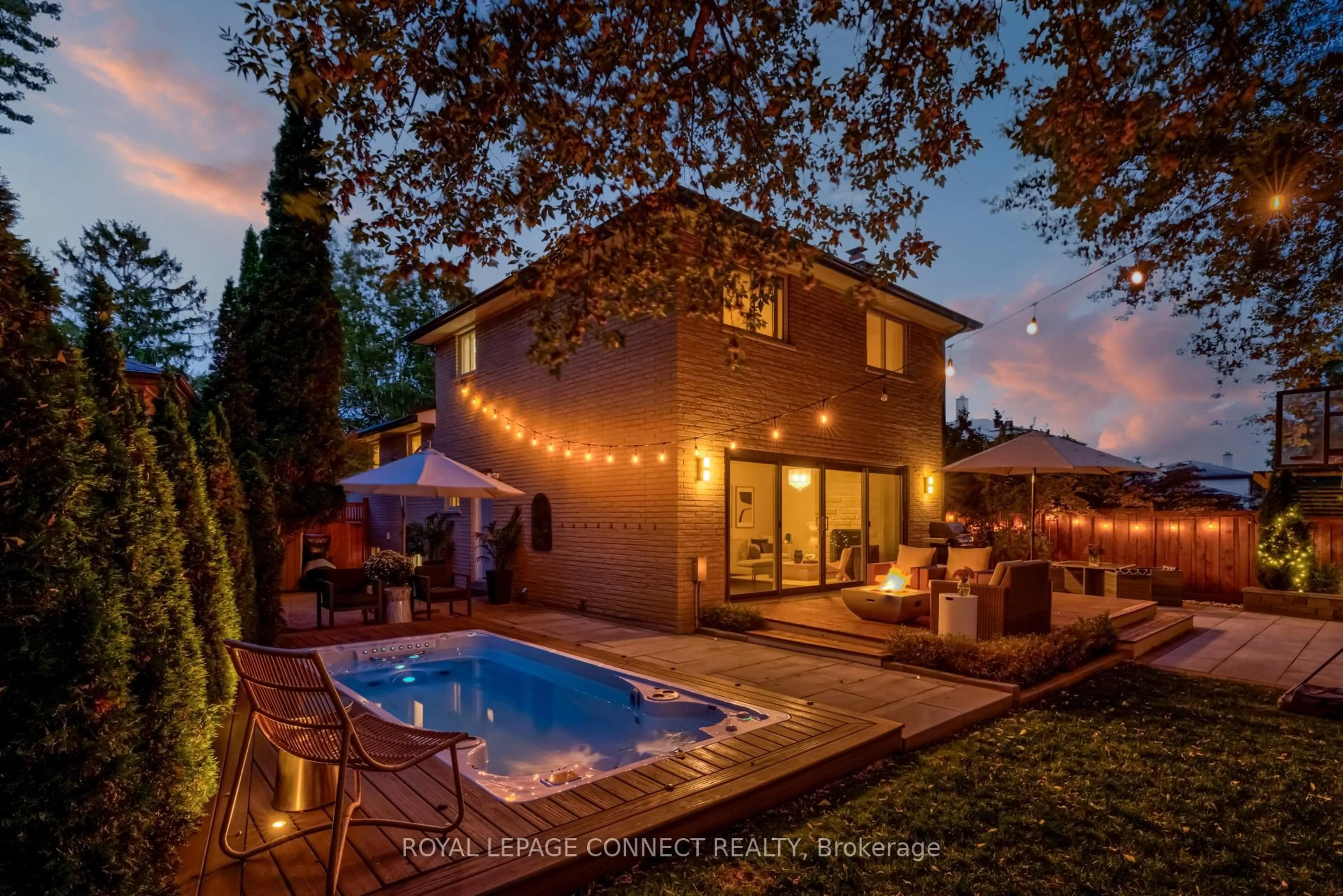 Unknown for 28 Tivoli Crt, Toronto Ontario M1E 2A4