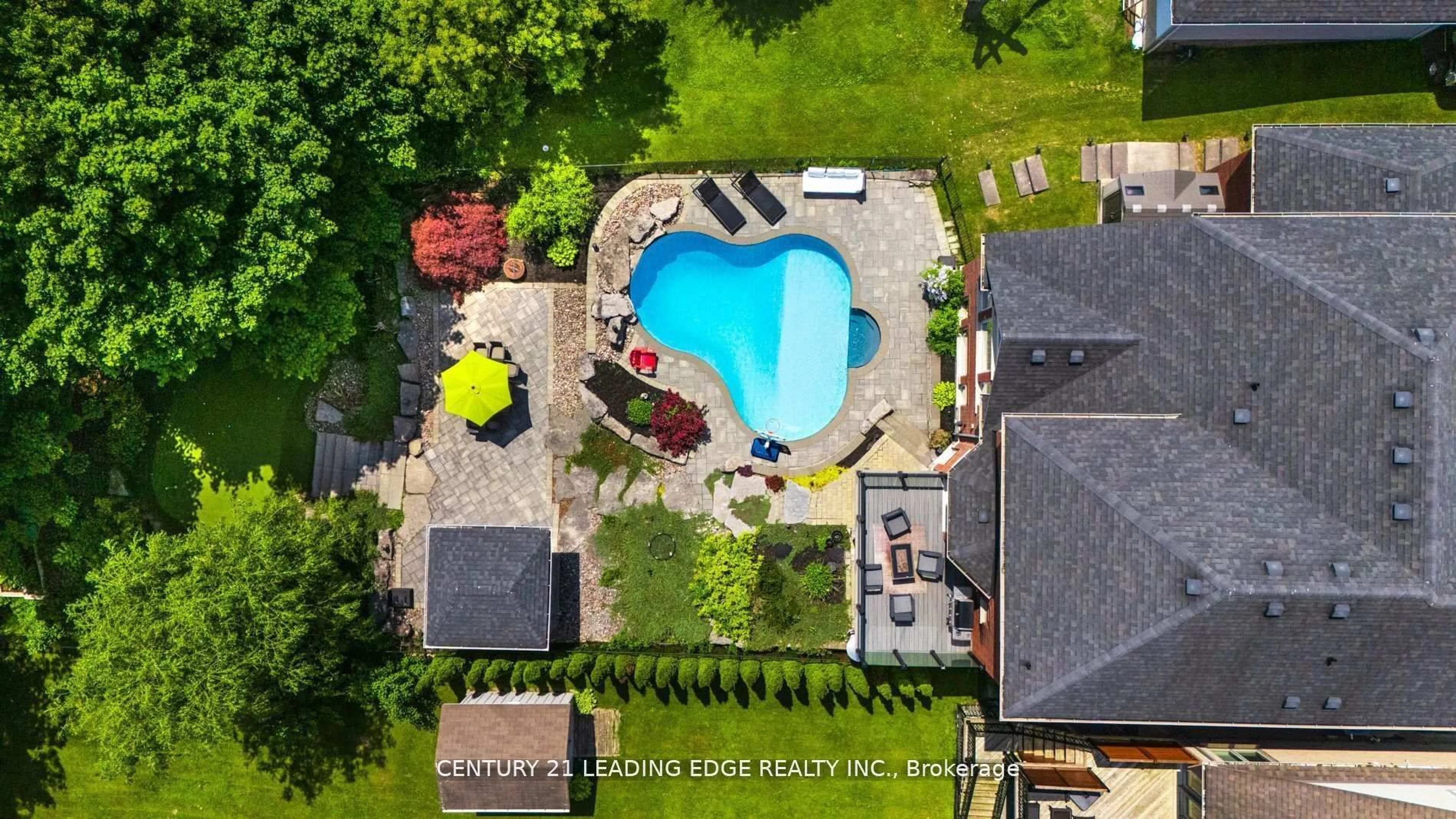 A pic from outside/outdoor area/front of a property/back of a property/a pic from drone, water/lake/river/ocean view for 3295 Tooley Rd, Clarington Ontario L1E 2K1