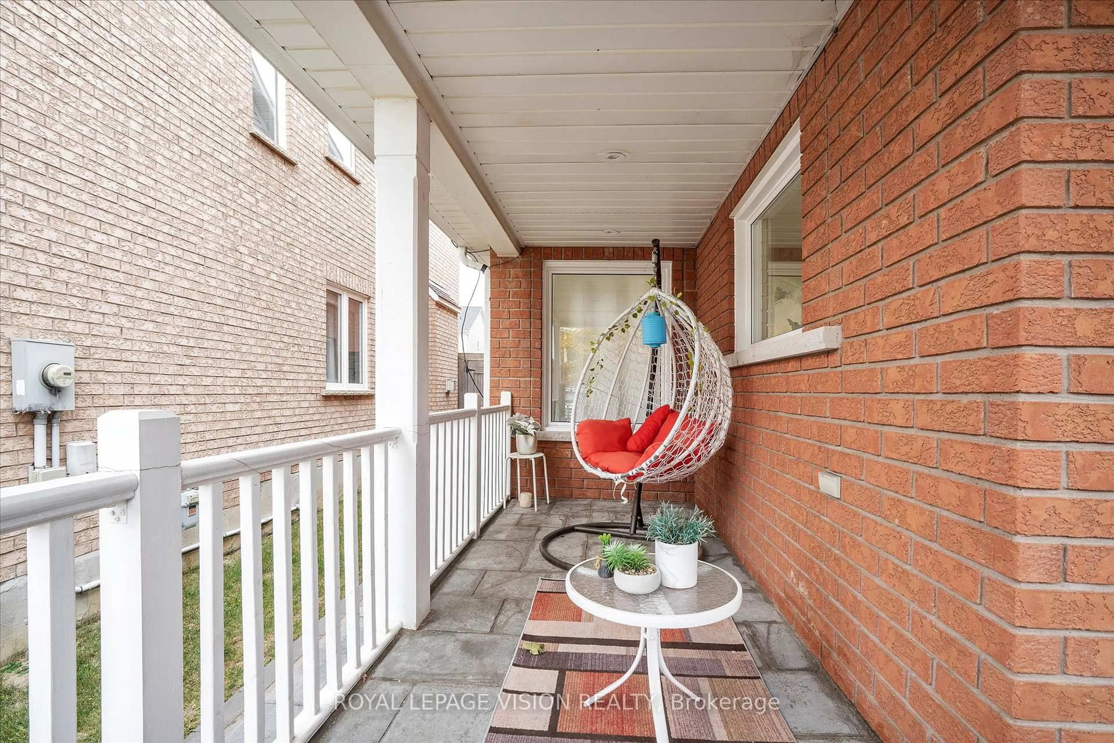 Balcony in the apartment, street for 1330 Aldergrove Dr, Oshawa Ontario L1K 2Y6